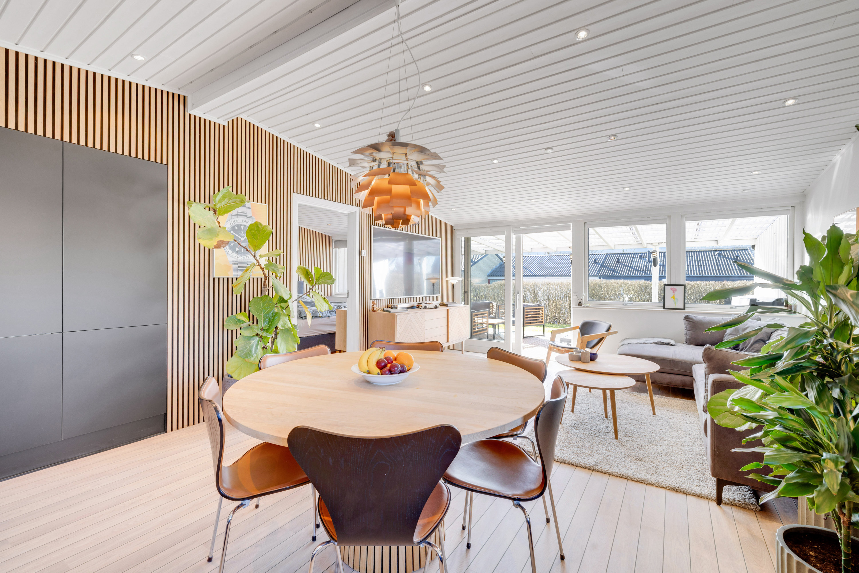 Fremhævet stue billede i fuldskærmstilstand. Billede af Klokkerhaven 56, 2750 Ballerup