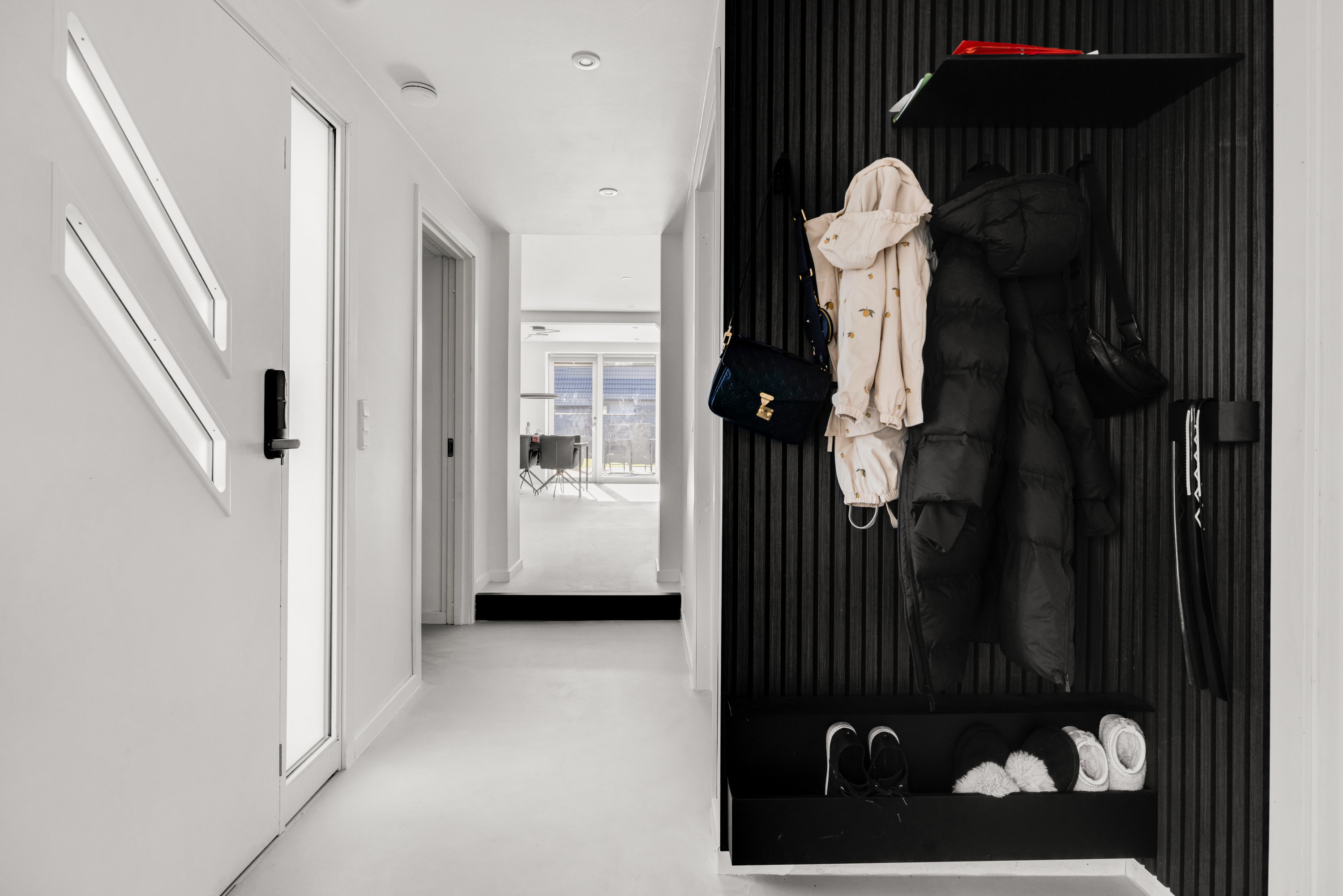 Fremhævet gang billede i fuldskærmstilstand. Billede af Brydegårdsvej 37, 2760 Måløv