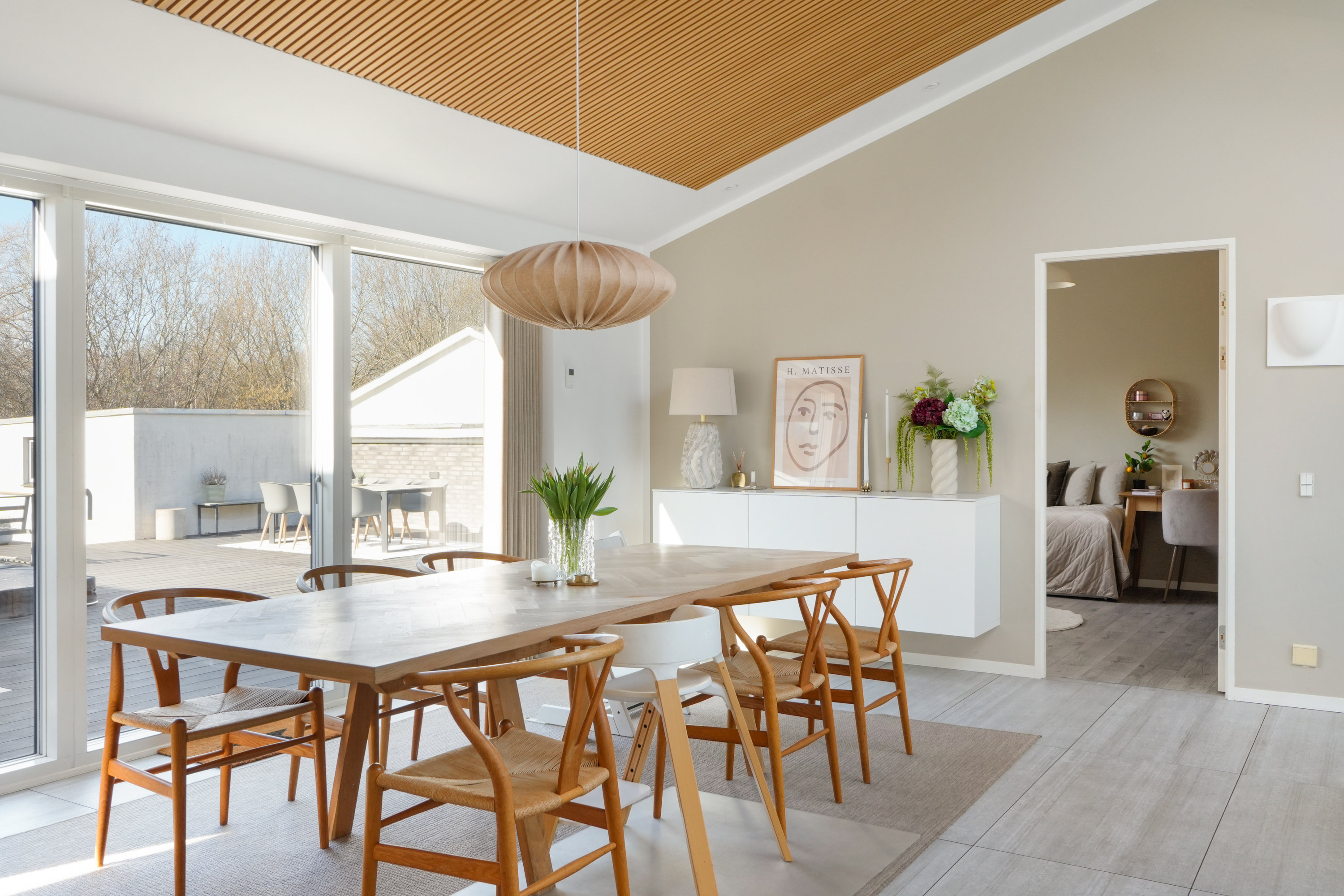 Fremhævet stue billede i fuldskærmstilstand. Billede af Bøndermosevej 12, 2750 Ballerup