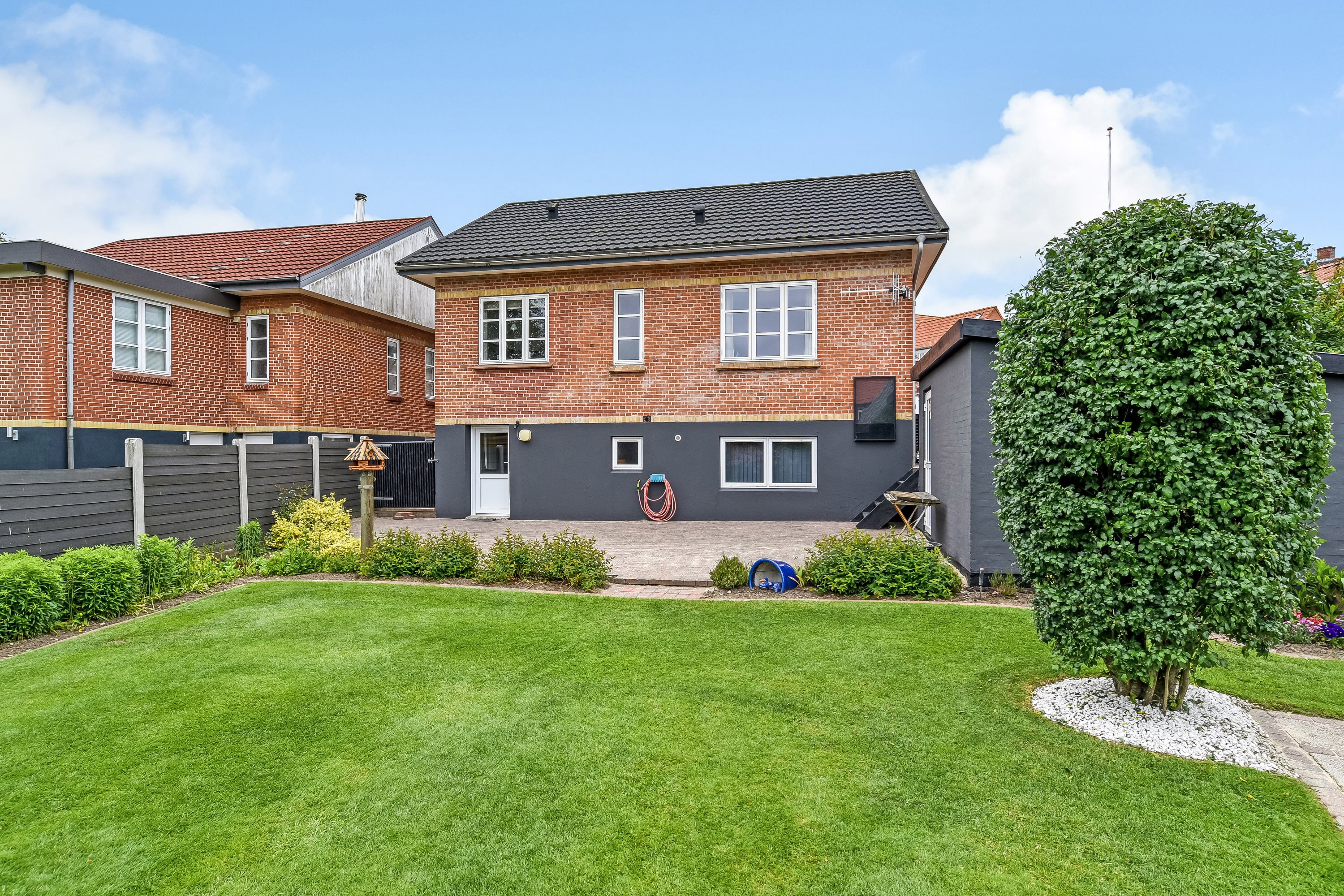 Miniaturebillede 2: ejendommen. Billede af Langgade 3A, 7600 Struer