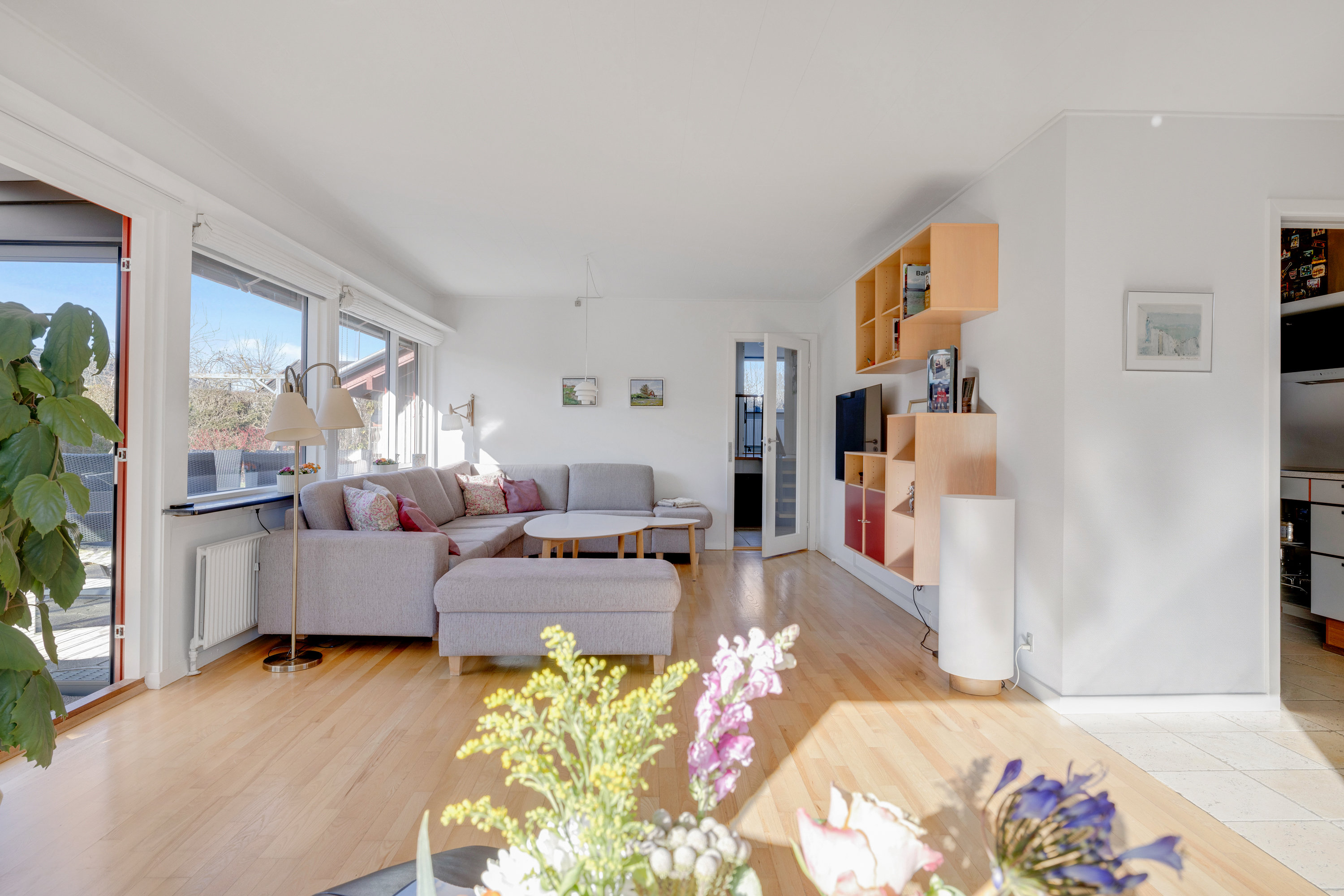 Fremhævet stue billede i fuldskærmstilstand. Billede af Axel Juels Alle 86, 2750 Ballerup