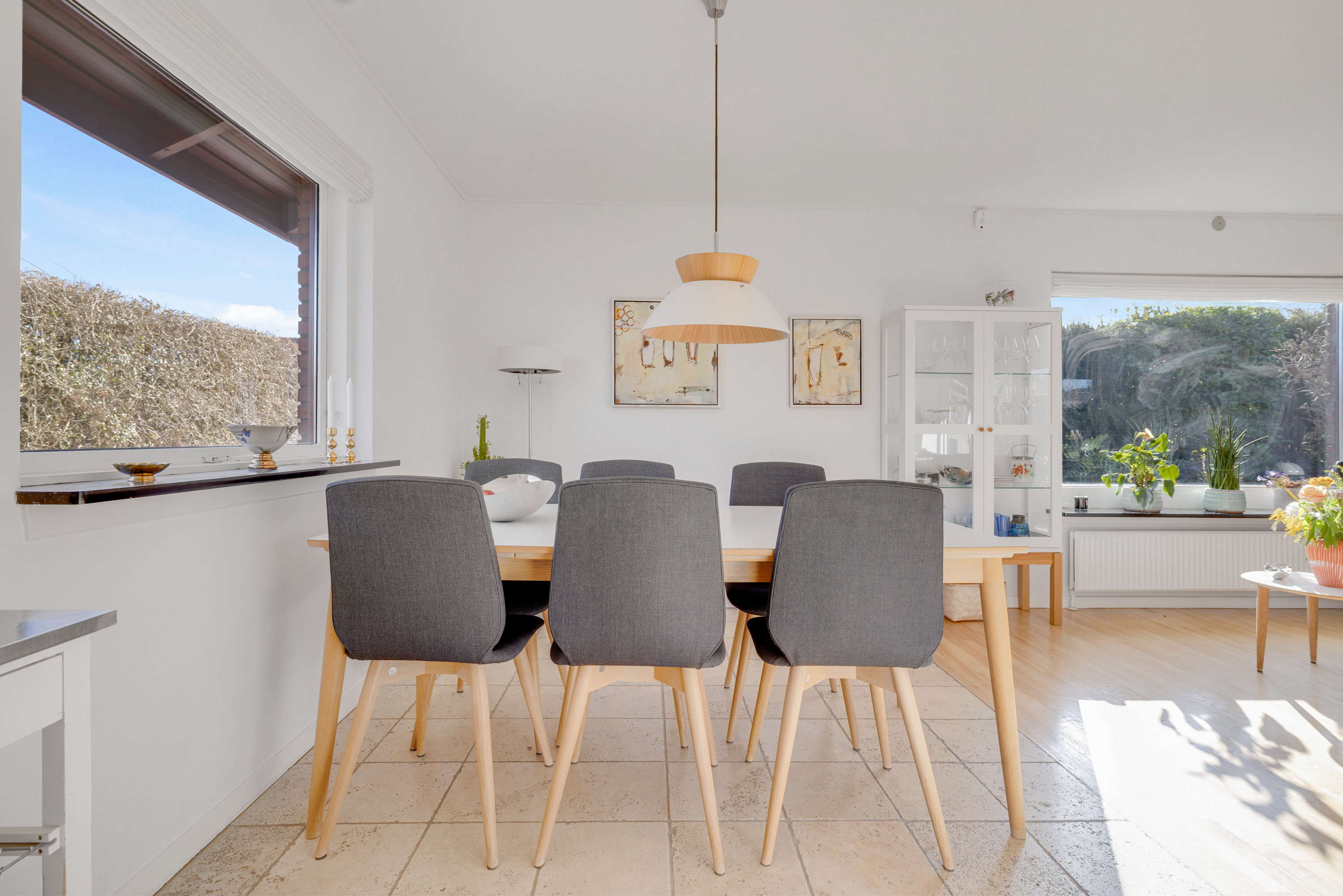 Fremhævet stue billede i fuldskærmstilstand. Billede af Axel Juels Alle 86, 2750 Ballerup