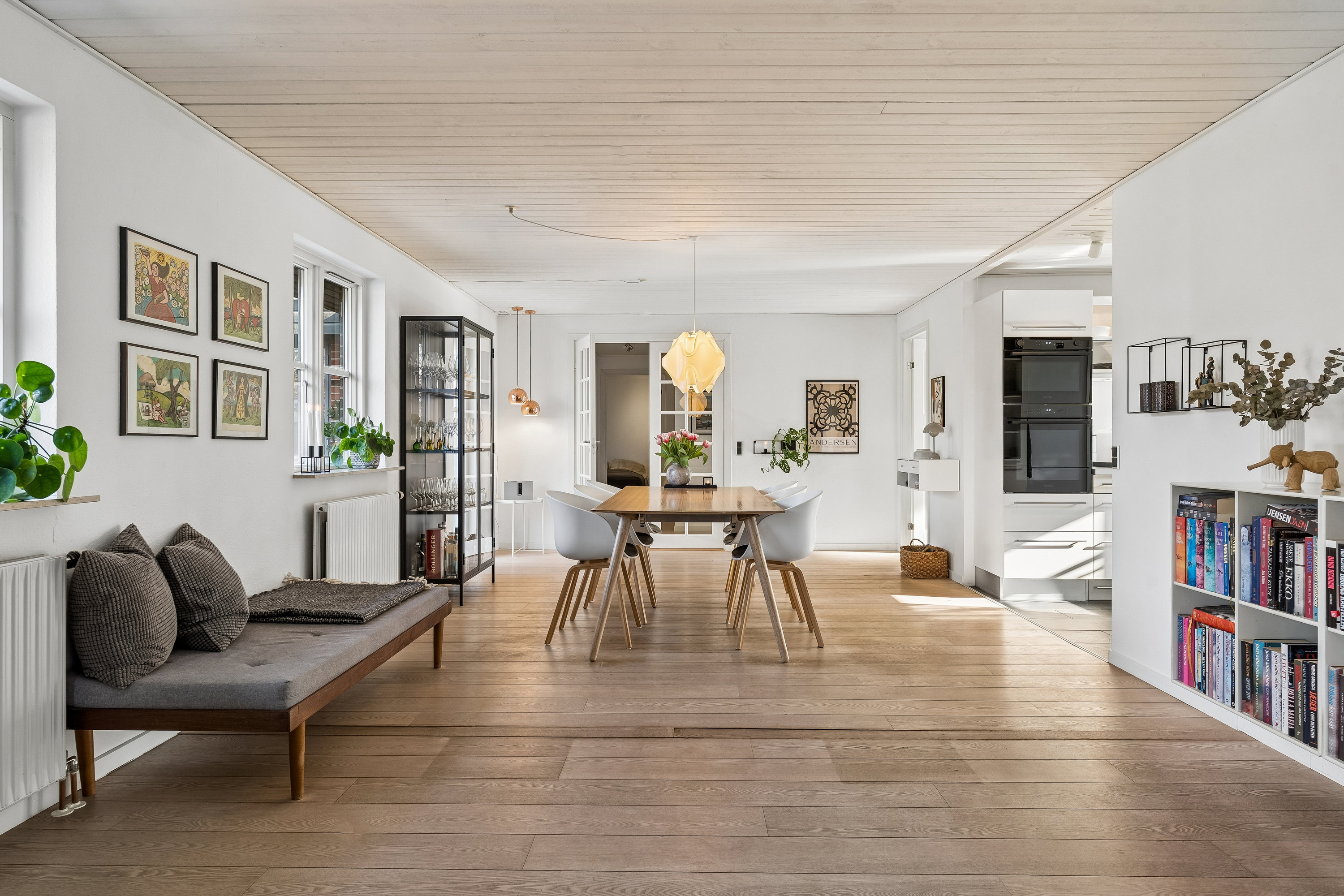 Fremhævet spisestue billede i fuldskærmstilstand. Billede af Lilleskoven 8, 8722 Hedensted