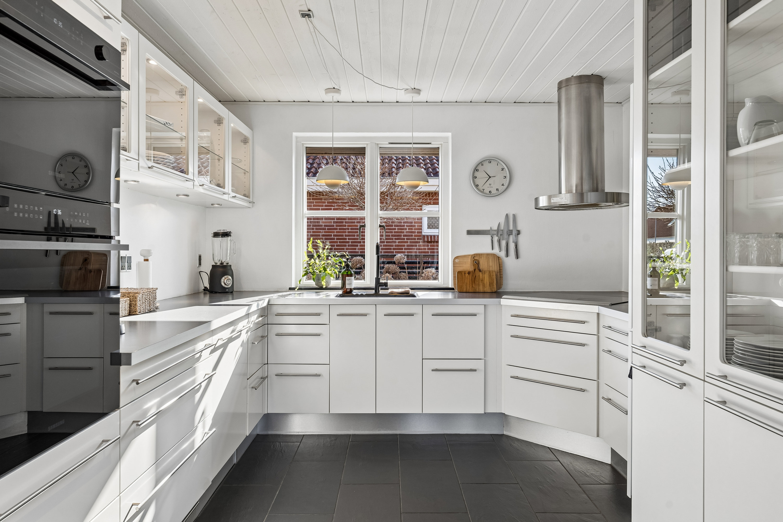 Fremhævet køkken billede i fuldskærmstilstand. Billede af Lilleskoven 8, 8722 Hedensted