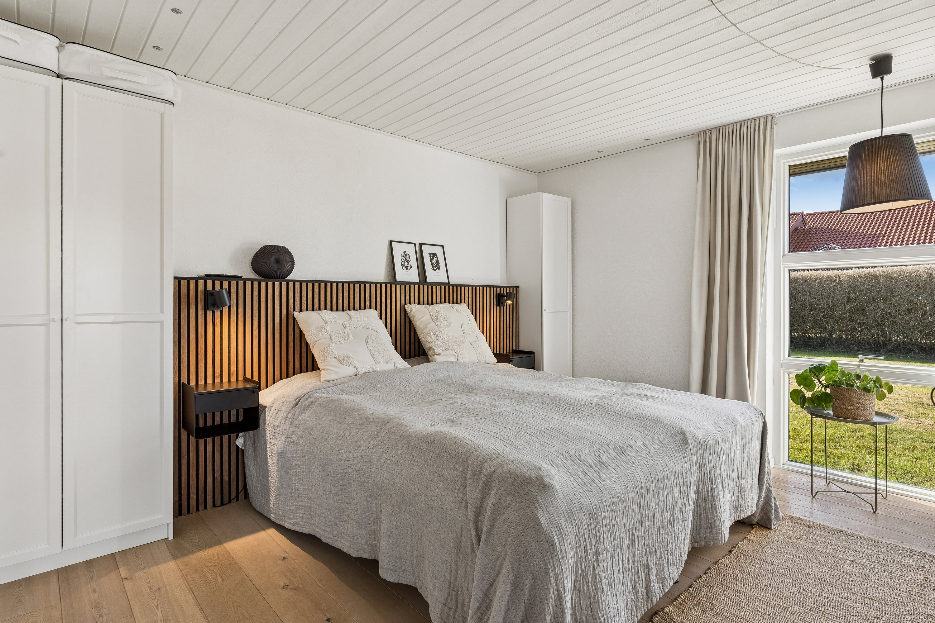 Fremhævet soveværelse billede i fuldskærmstilstand. Billede af Lilleskoven 8, 8722 Hedensted