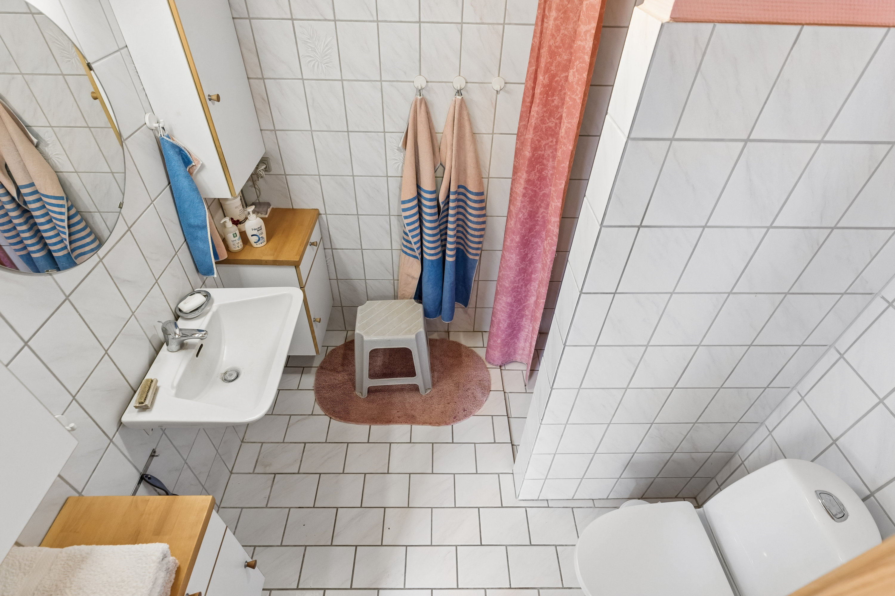 Fremhævet badeværelse billede i fuldskærmstilstand. Billede af Dalsgårdvej 18, Dalsgård, 6300 Gråsten