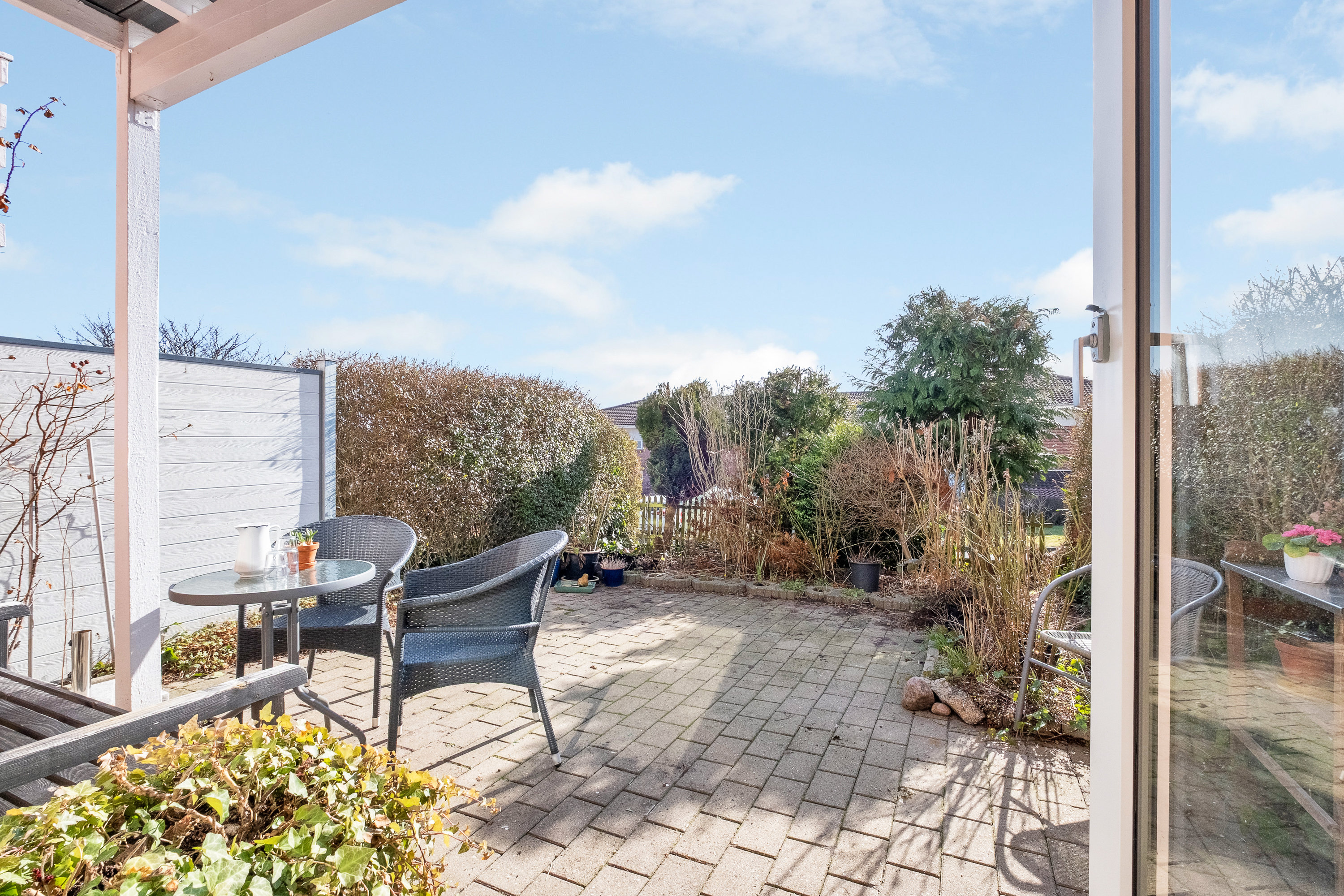 Fremhævet terrasse billede i fuldskærmstilstand. Billede af Fruensbakke 33, Løgten, 8541 Skødstrup