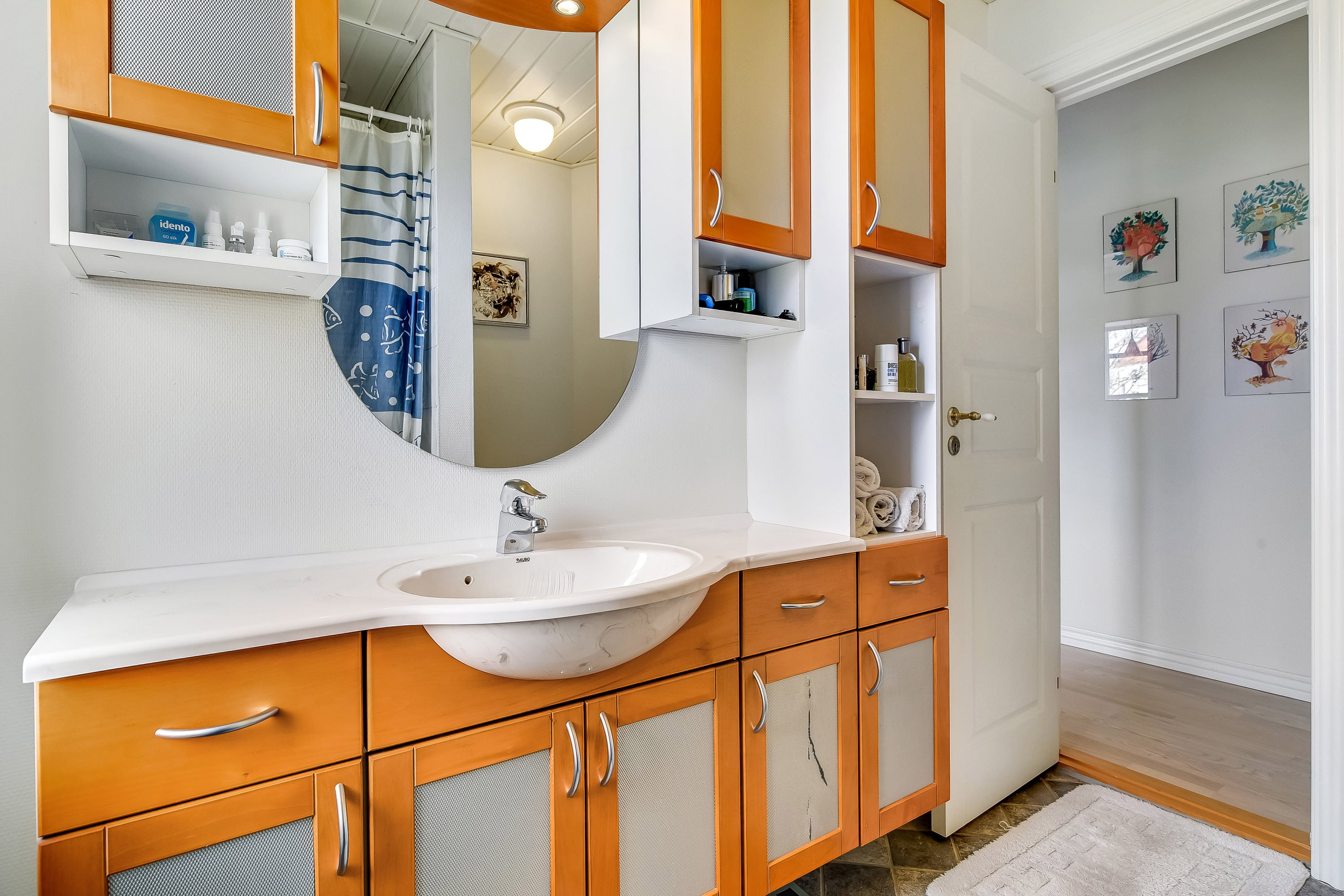 Fremhævet badeværelse billede i fuldskærmstilstand. Billede af Langgade 3A, 7600 Struer