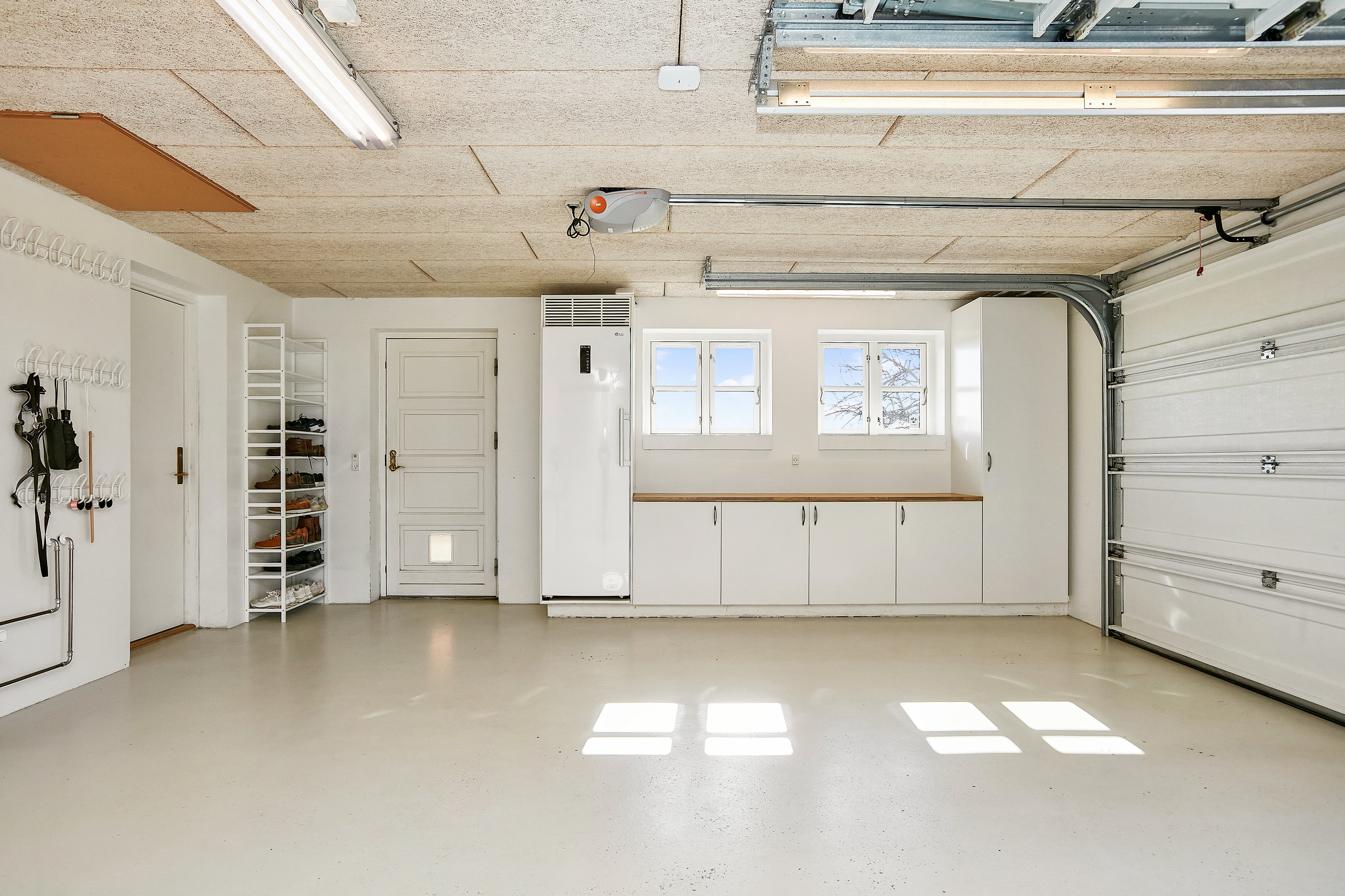 Fremhævet garage billede i fuldskærmstilstand. Billede af Kastanjealle 47, Egebjerg, 8700 Horsens