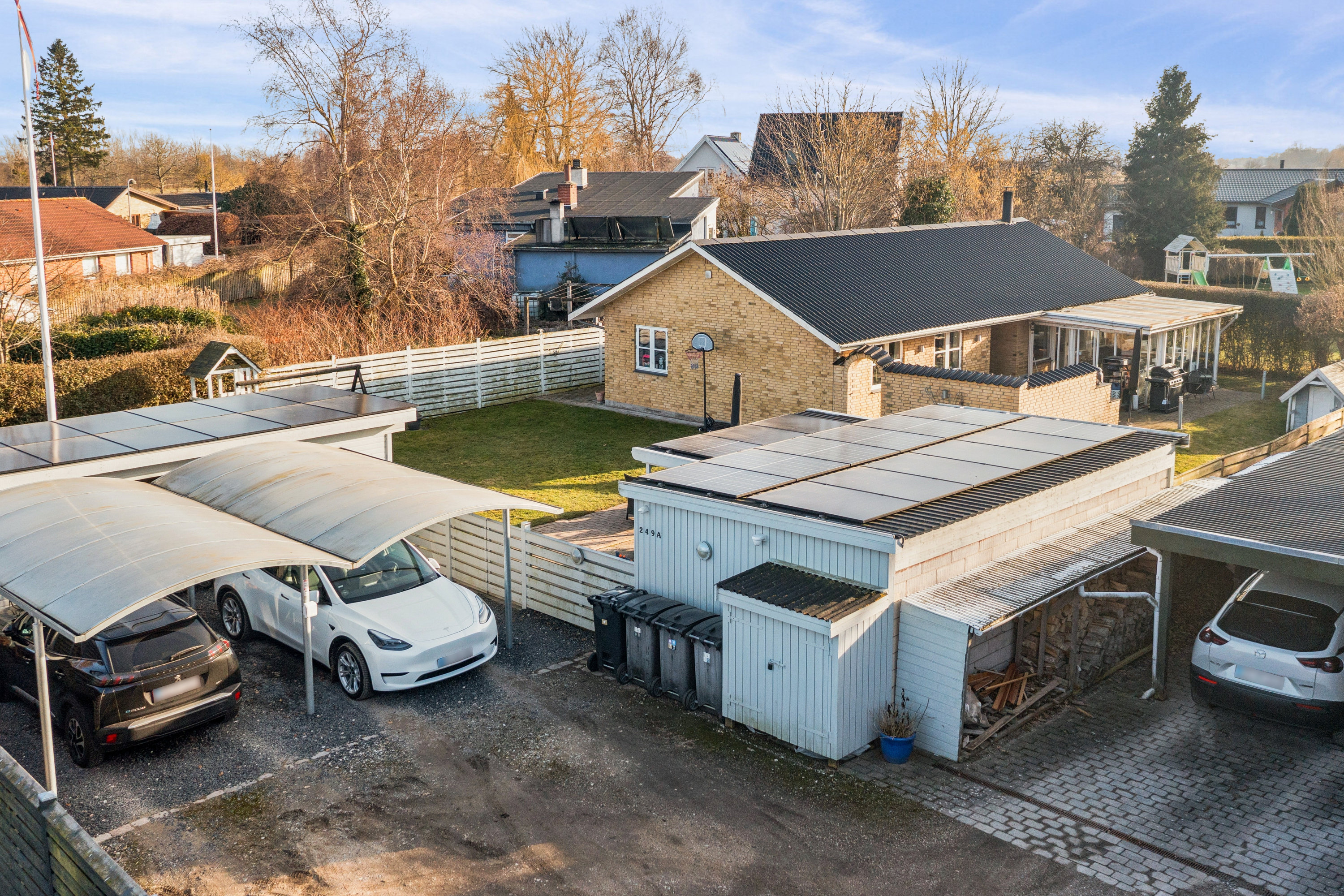 Villa: Luftfoto på Køgevej 249A, 2635 Ishøj