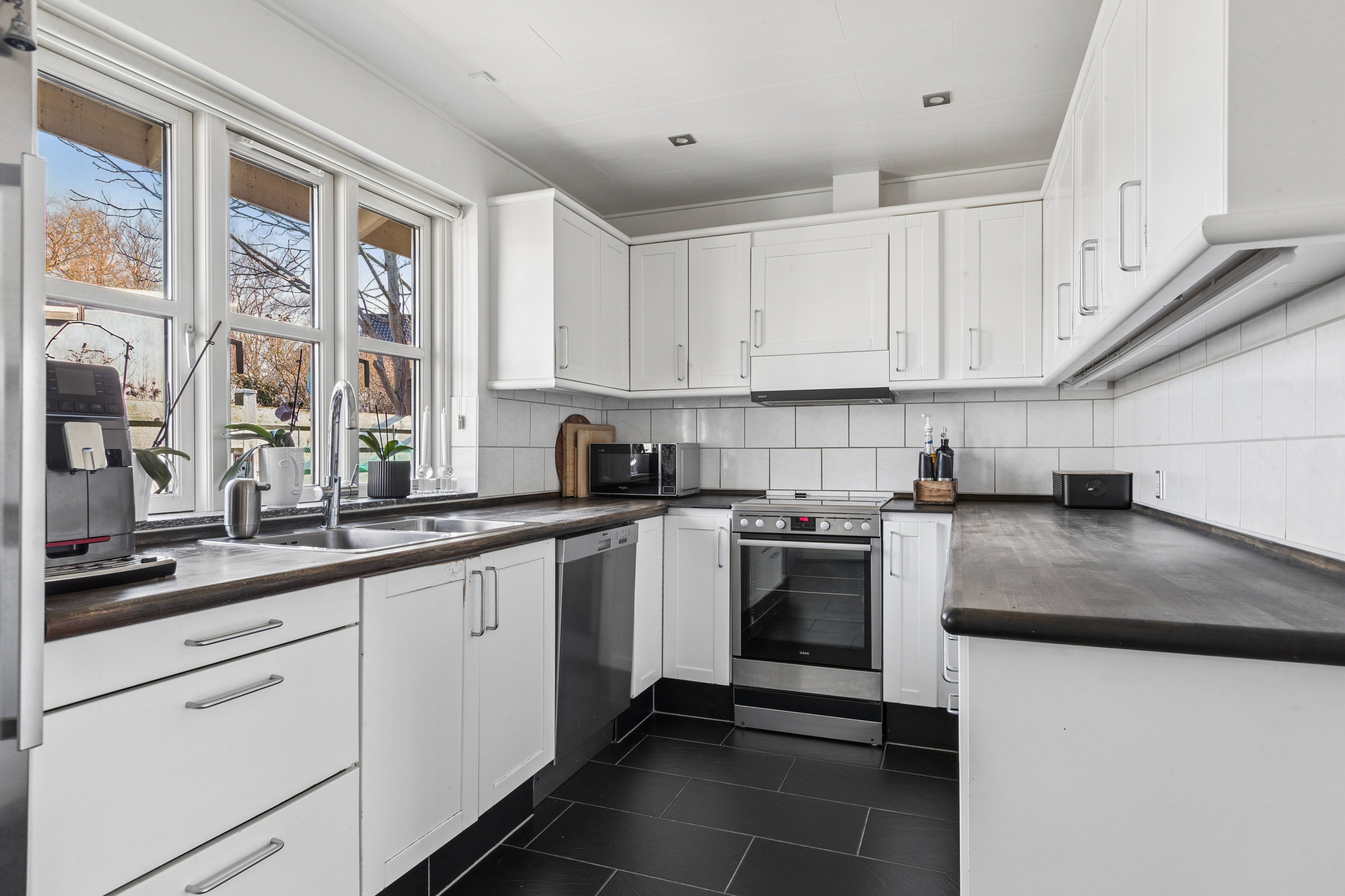 Fremhævet køkken billede i fuldskærmstilstand. Billede af Køgevej 249A, 2635 Ishøj