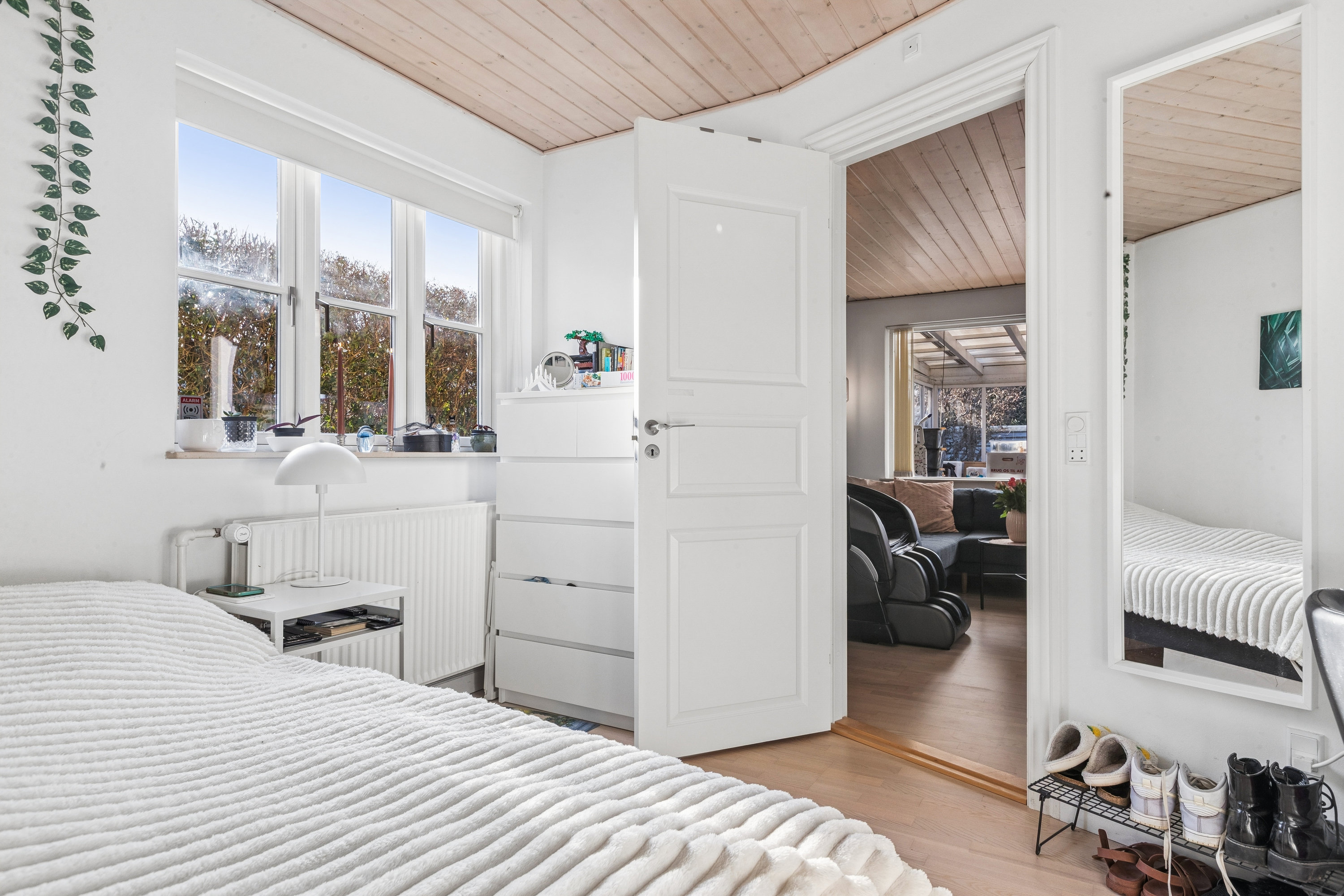 Fremhævet værelse billede i fuldskærmstilstand. Billede af Køgevej 249A, 2635 Ishøj