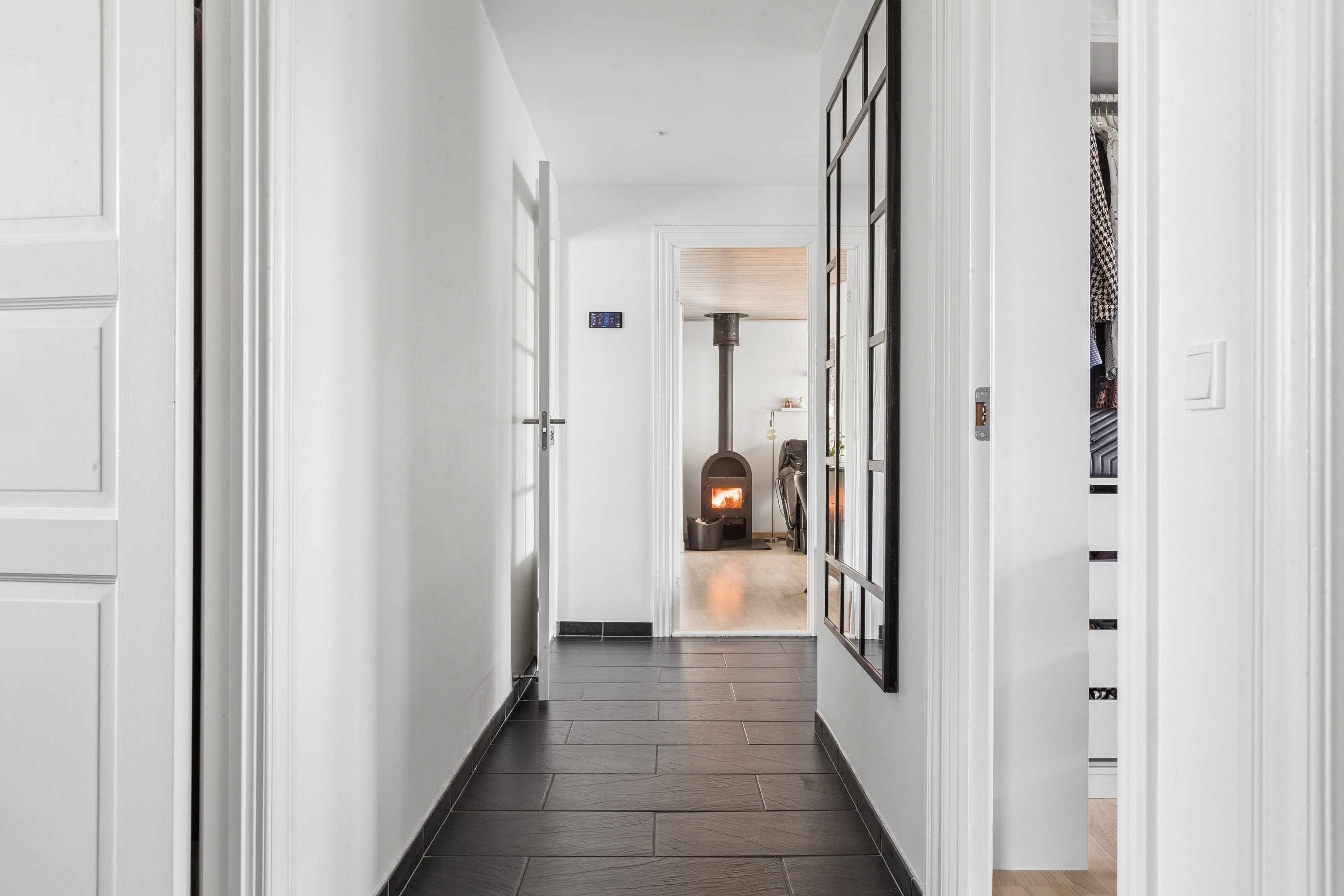 Fremhævet gang billede i fuldskærmstilstand. Billede af Køgevej 249A, 2635 Ishøj