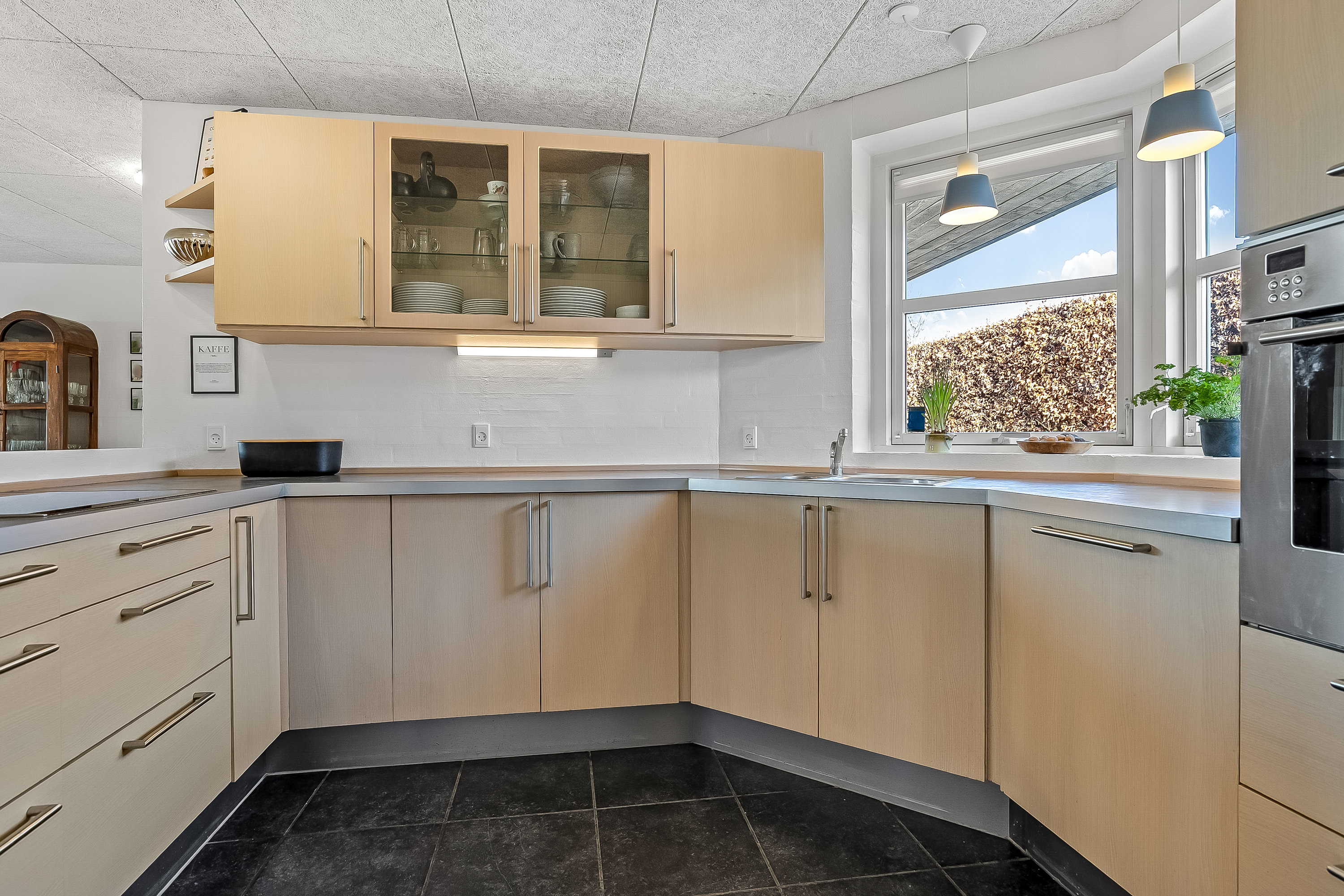 Fremhævet køkken billede i fuldskærmstilstand. Billede af Korntoften 60, 7100 Vejle