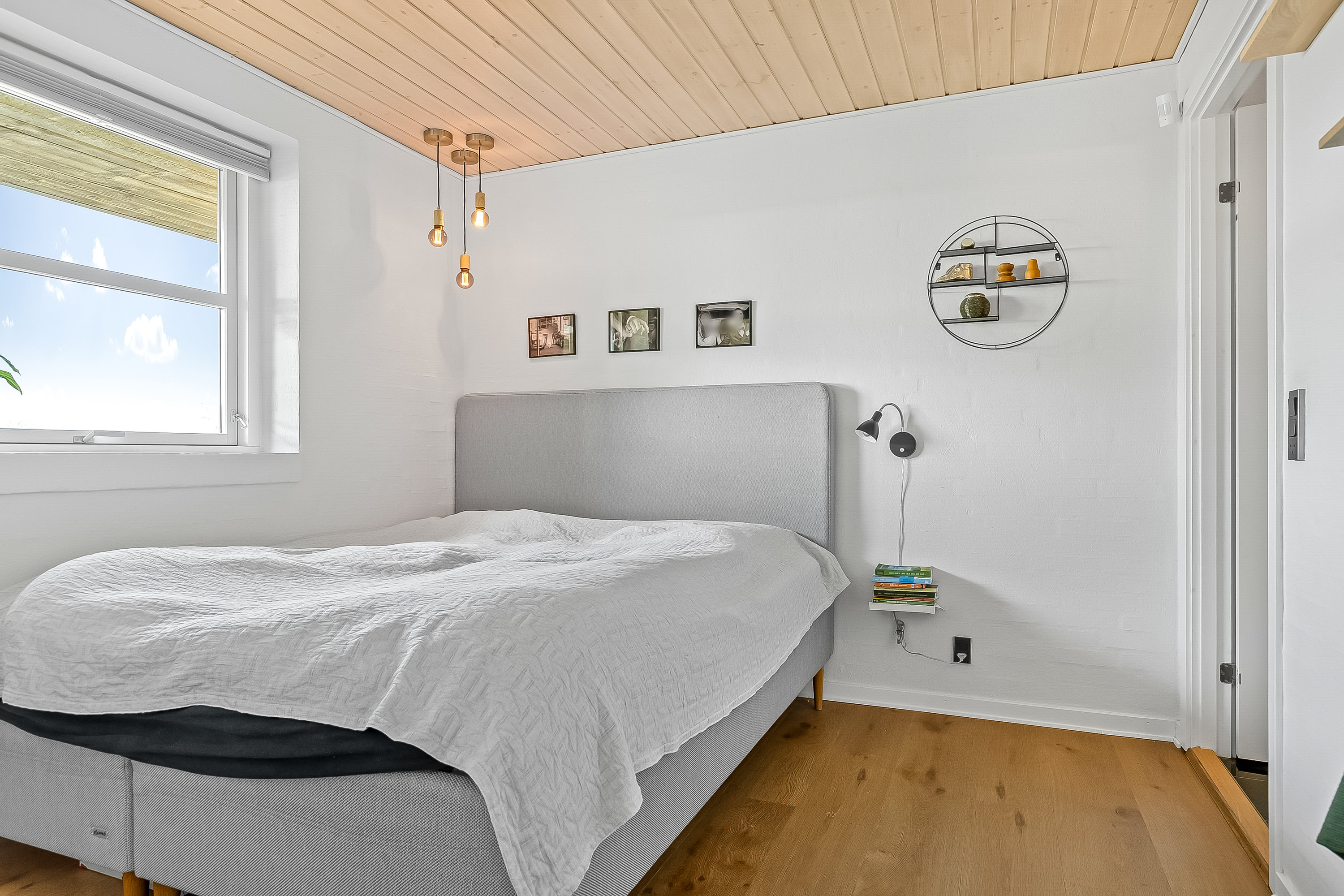 Fremhævet soveværelse billede i fuldskærmstilstand. Billede af Korntoften 60, 7100 Vejle