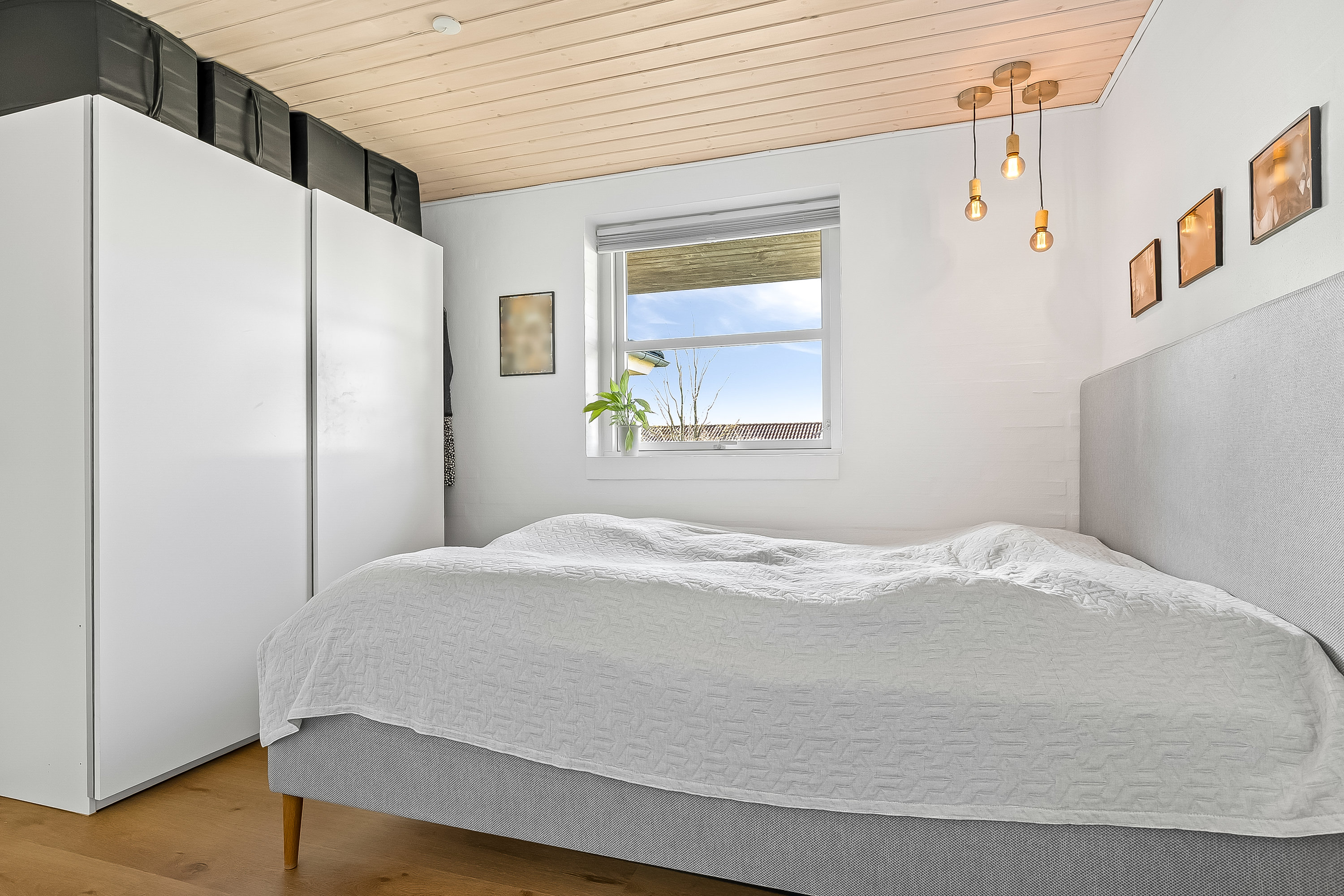 Fremhævet soveværelse billede i fuldskærmstilstand. Billede af Korntoften 60, 7100 Vejle