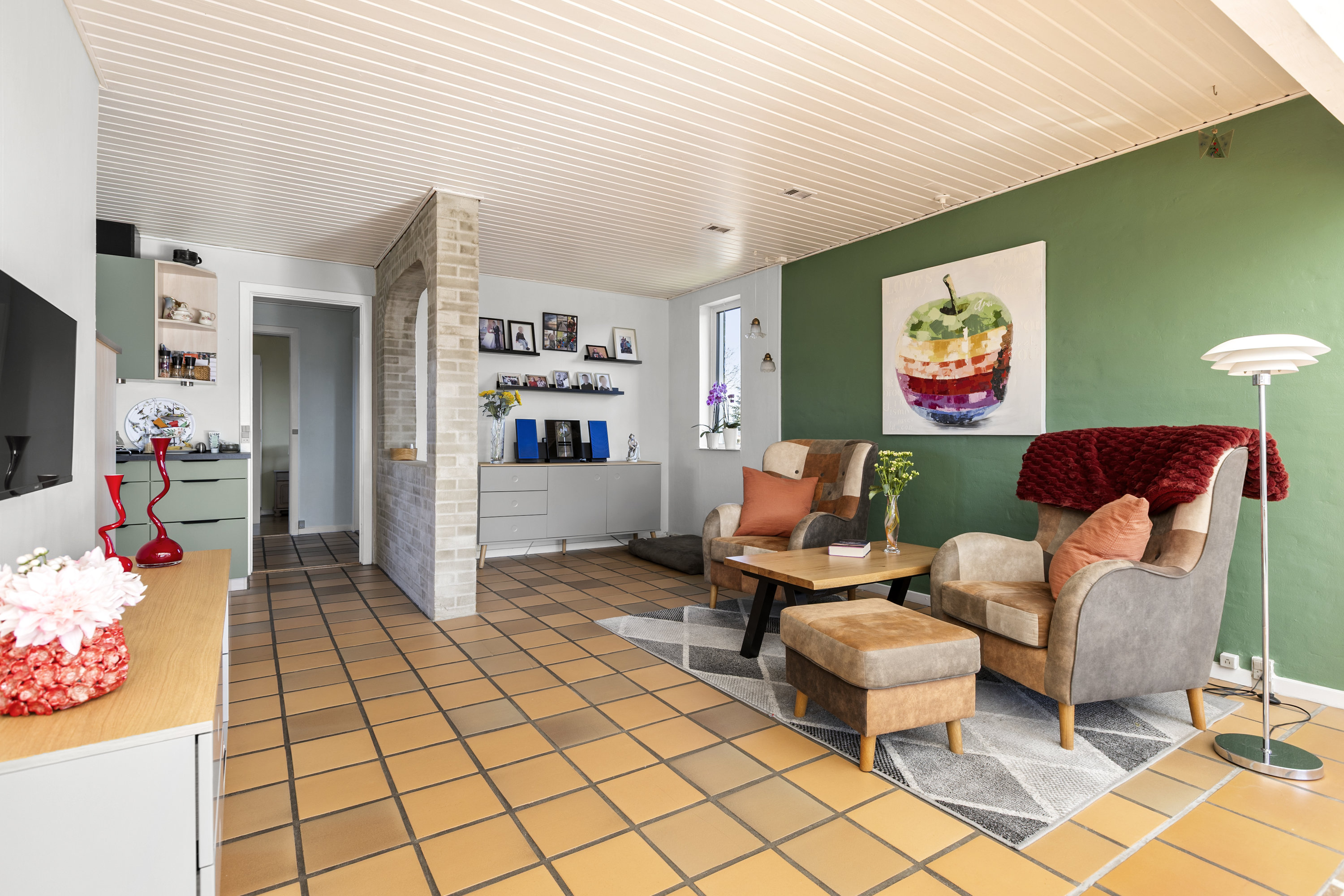 Fremhævet stue billede i fuldskærmstilstand. Billede af Lerklinten 16, 4220 Korsør