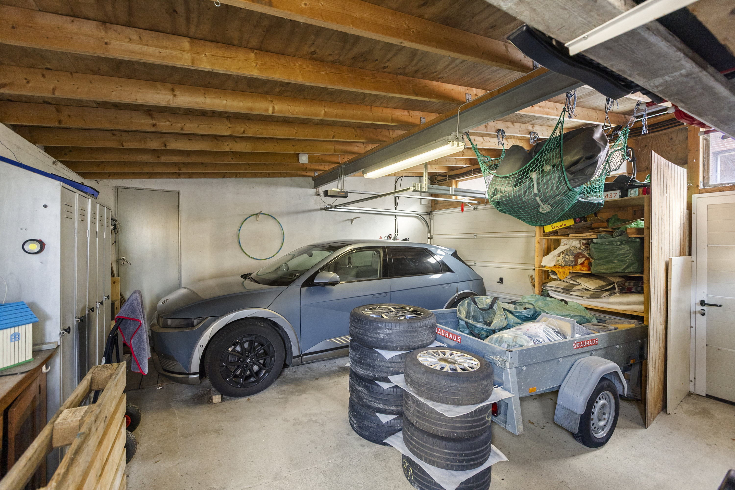 Fremhævet garage billede i fuldskærmstilstand. Billede af Vedelsgade 2, 4400 Kalundborg