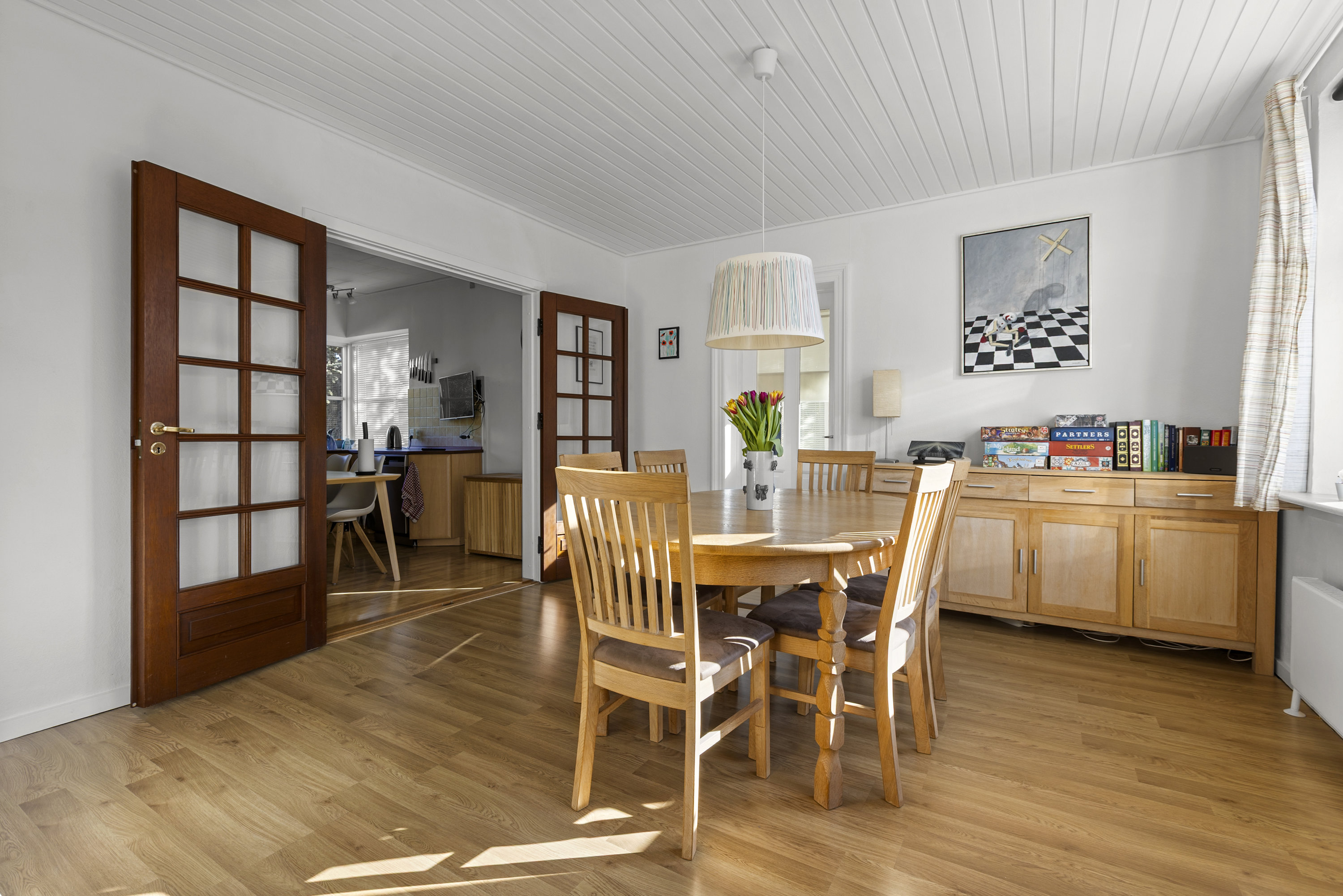 Fremhævet stue billede i fuldskærmstilstand. Billede af Vedelsgade 2, 4400 Kalundborg