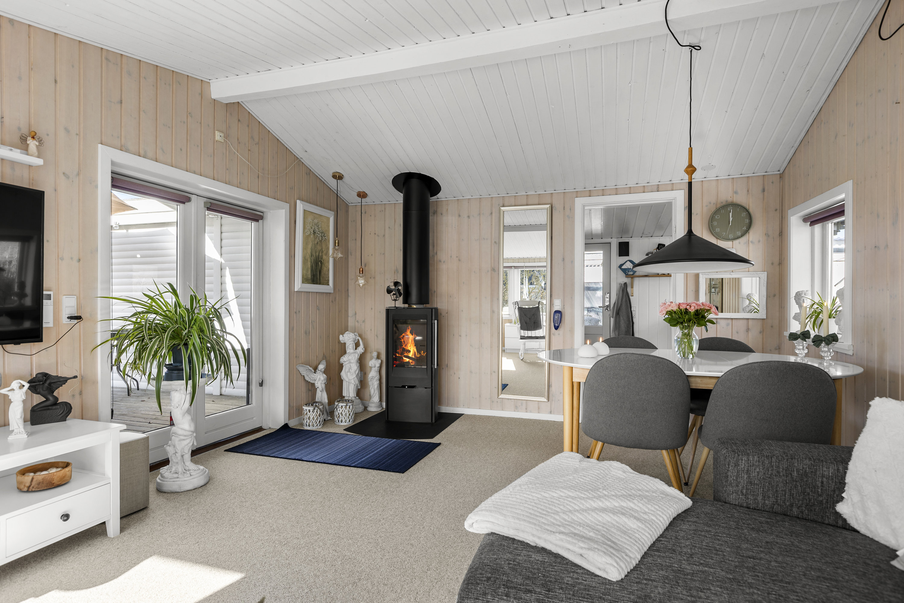 Fremhævet stue billede i fuldskærmstilstand. Billede af Græsgangen 15, Næsby Strand, 4200 Slagelse