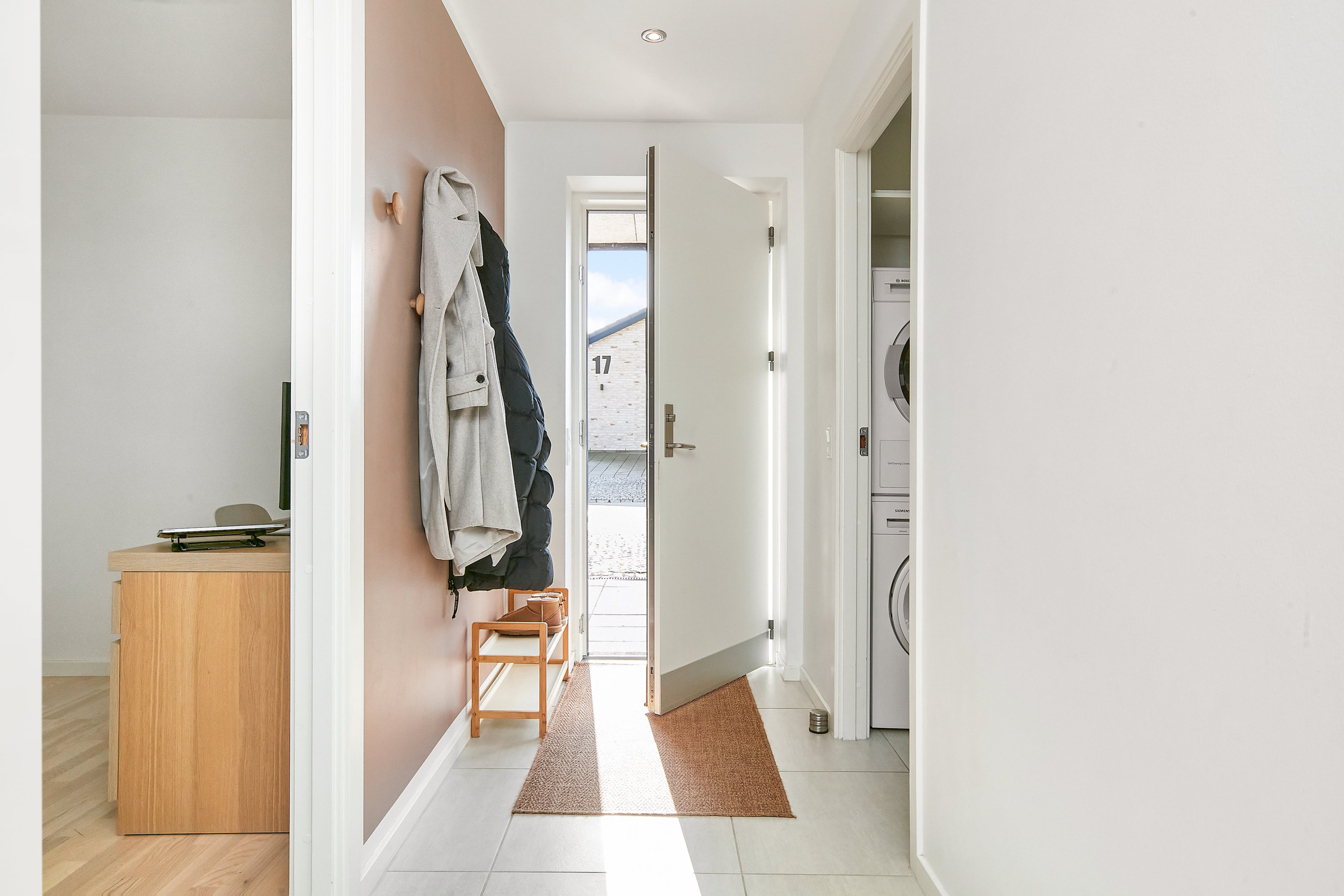 Miniaturebillede 2: entre. Billede af Rødtjørnen 5, Torsted, 8700 Horsens