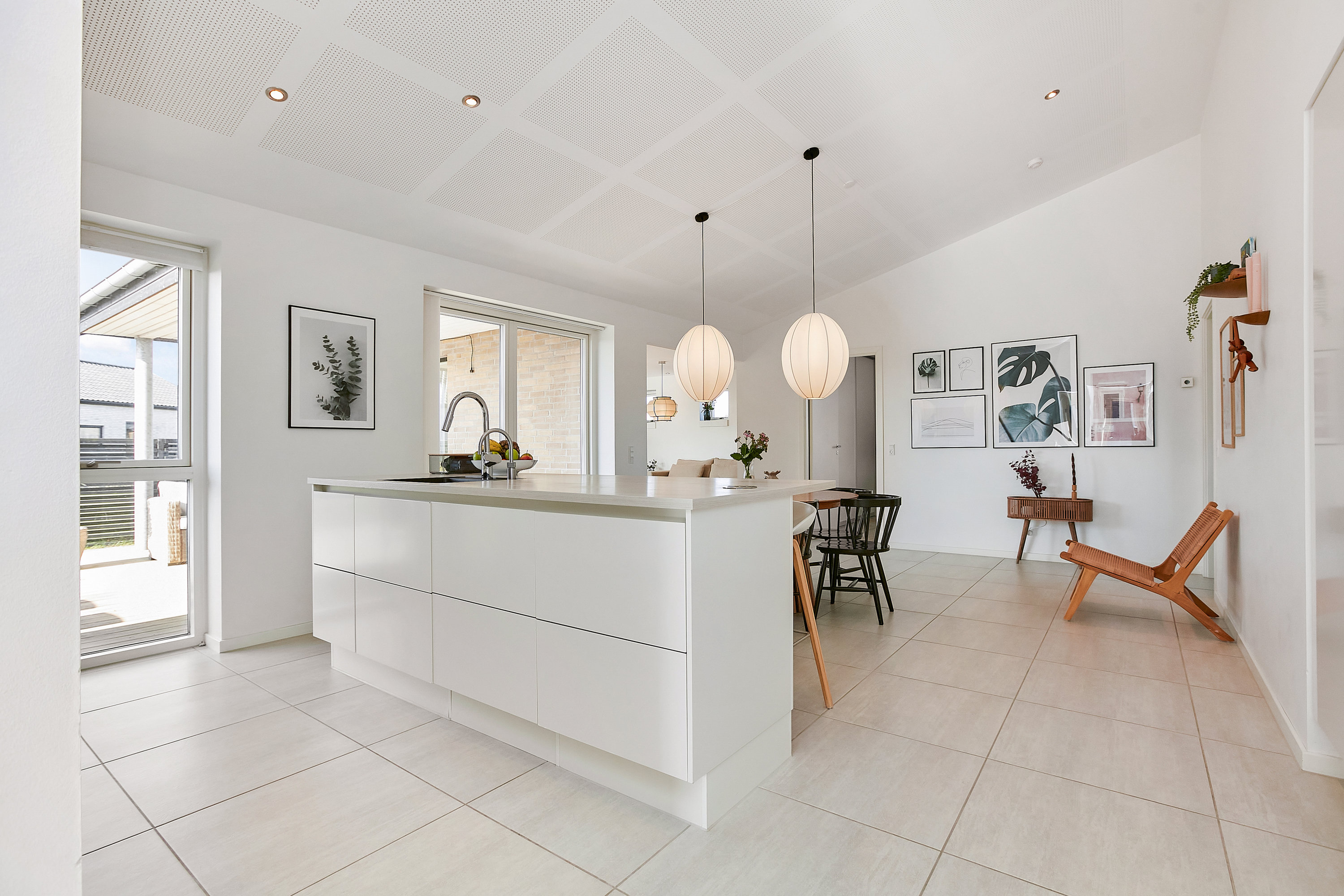 Fremhævet køkken/alrum billede i fuldskærmstilstand. Billede af Rødtjørnen 5, Torsted, 8700 Horsens