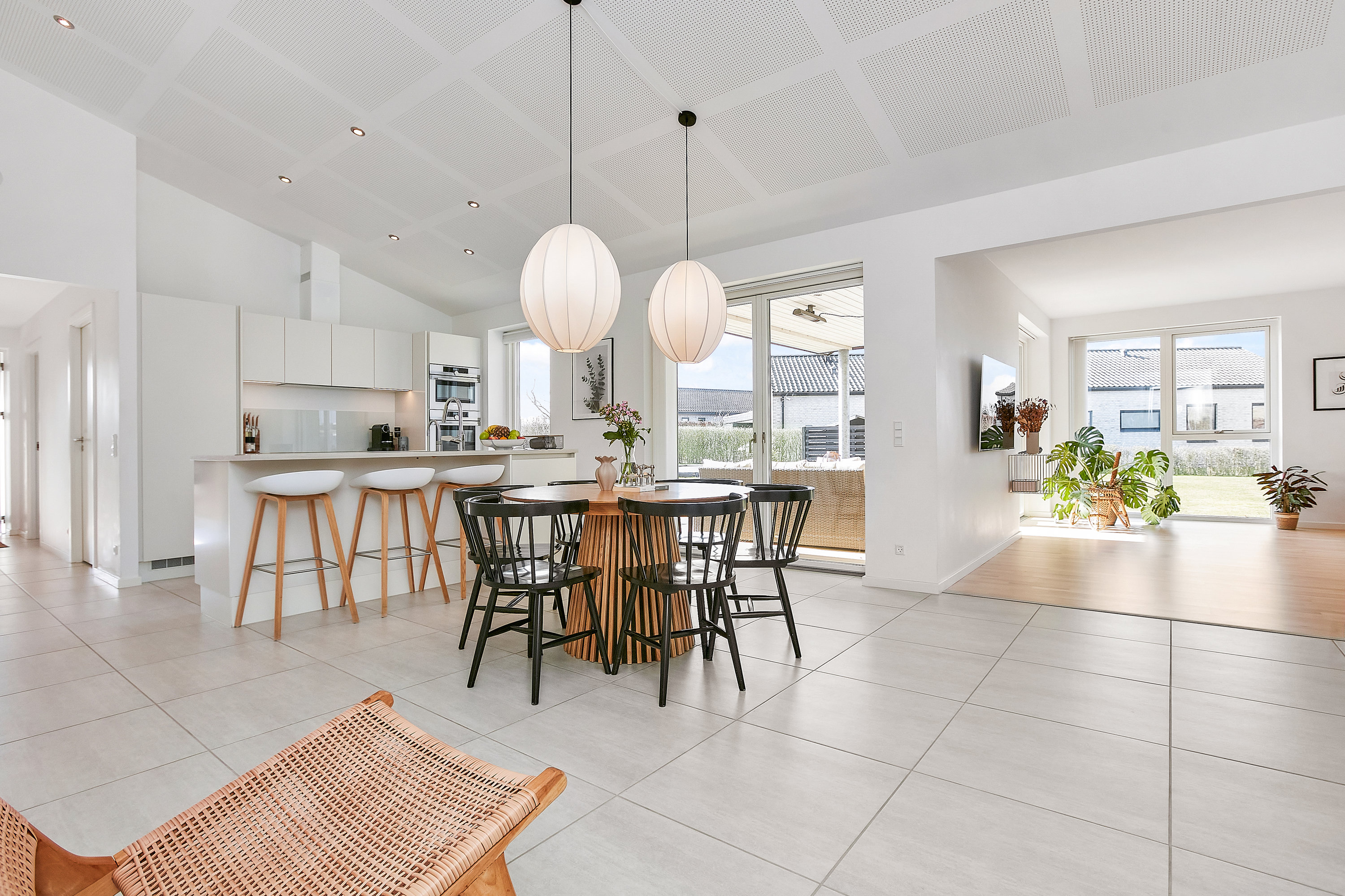 Fremhævet køkken/alrum billede i fuldskærmstilstand. Billede af Rødtjørnen 5, Torsted, 8700 Horsens