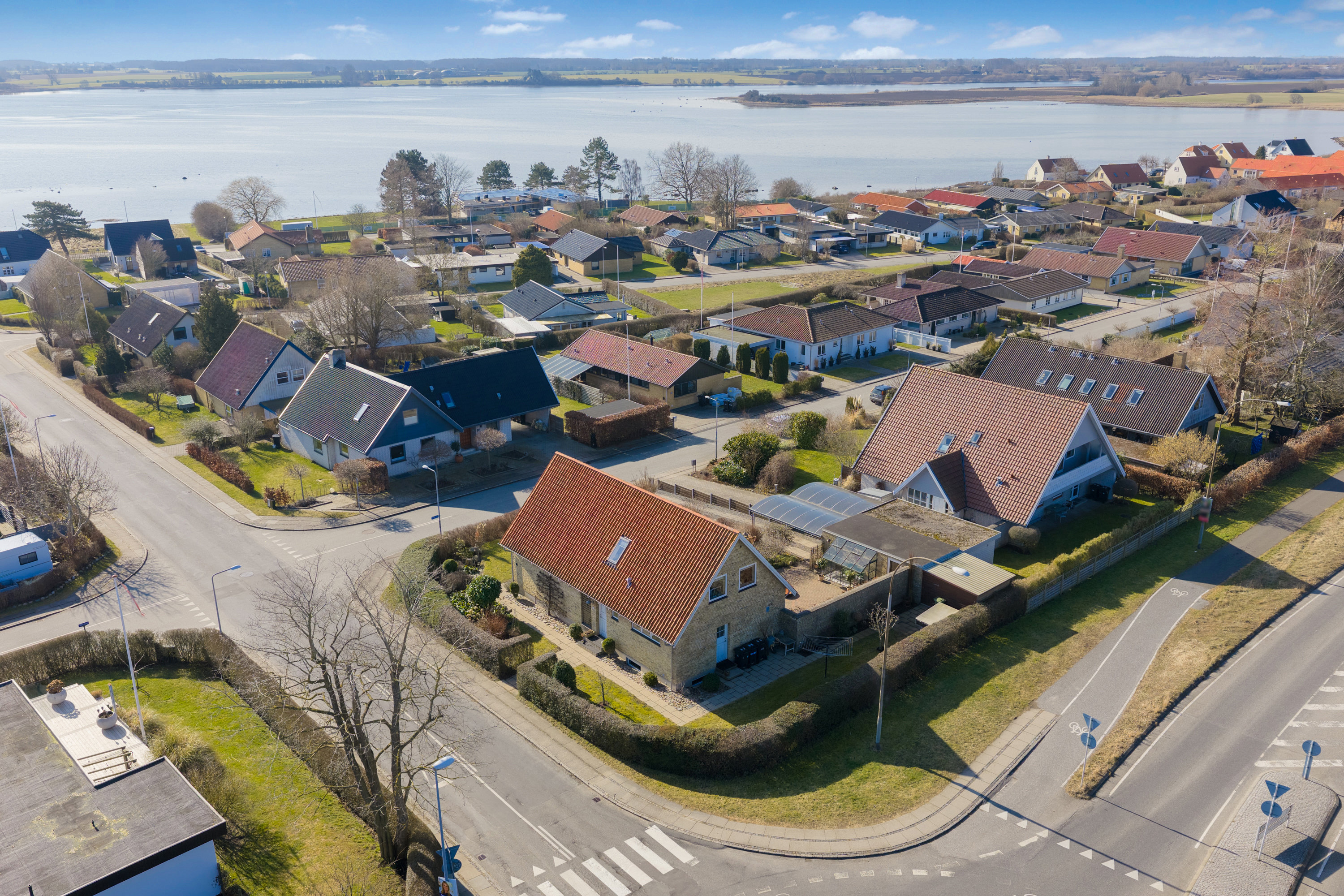 Fremhævet luftfoto billede i fuldskærmstilstand. Billede af Elmevej 32, 5300 Kerteminde