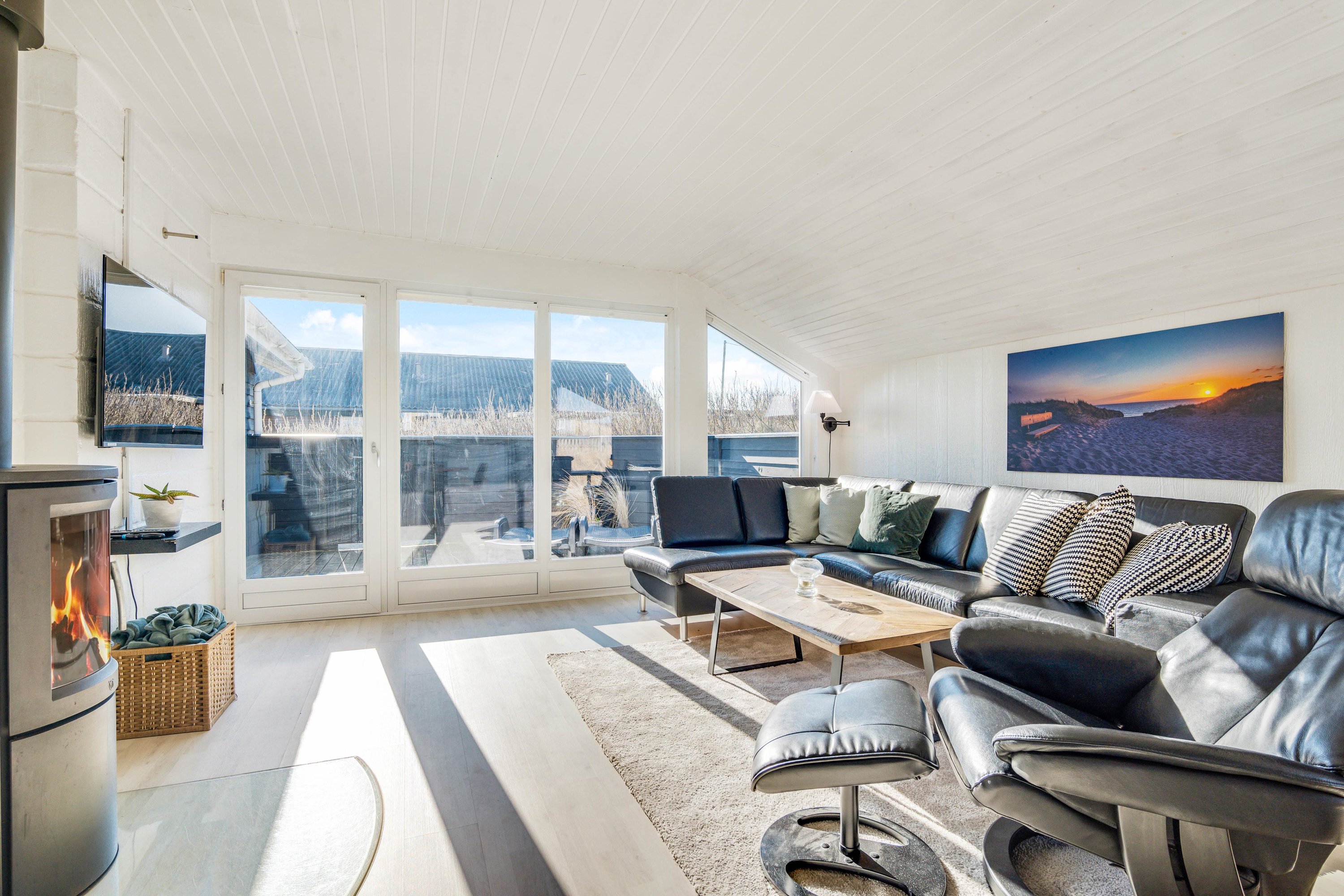 Miniaturebillede 1: . Billede af Stormgade 56, 6960 Hvide Sande