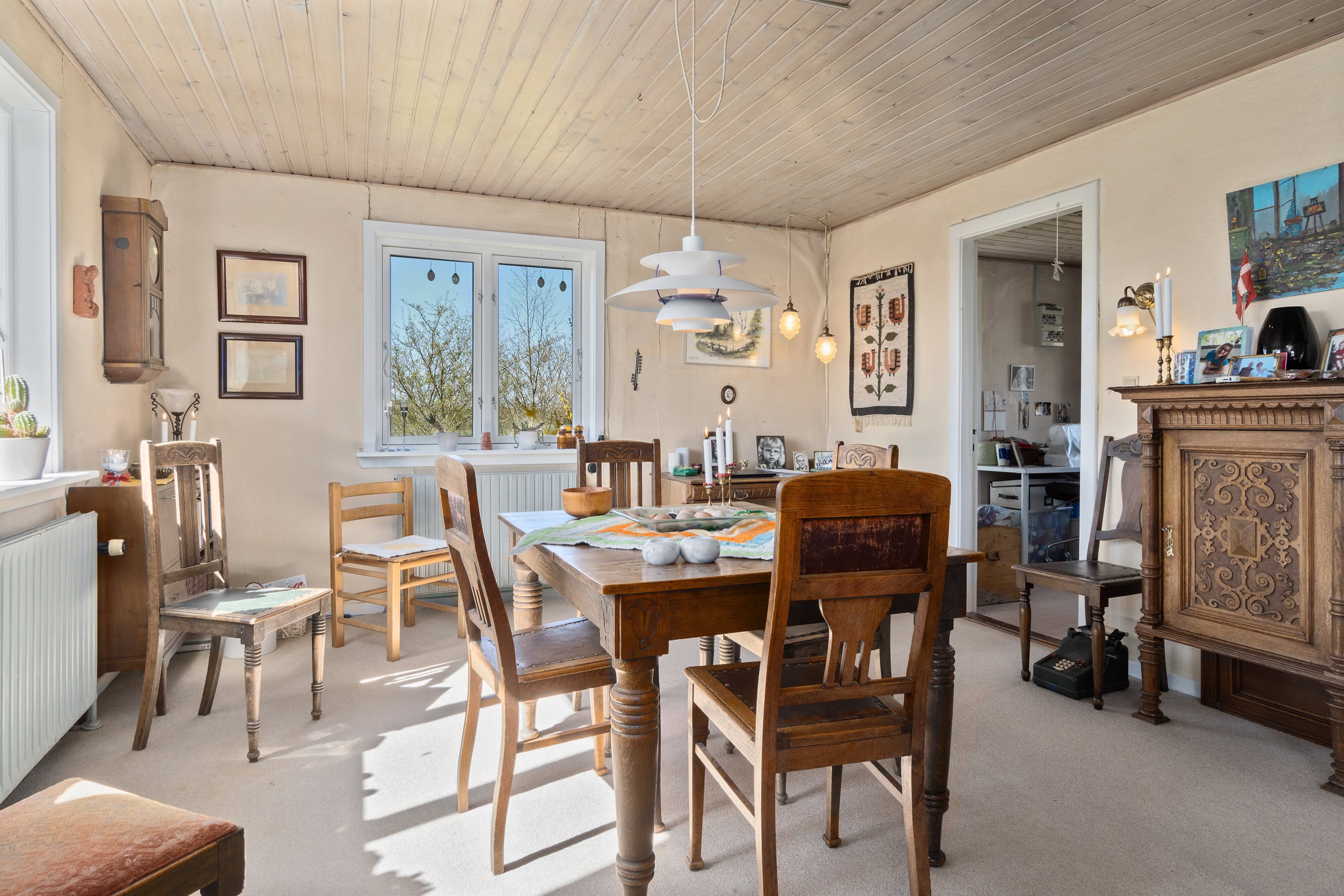 Fremhævet spisestue billede i fuldskærmstilstand. Billede af Hviddingvej 36, Hvidding, 8830 Tjele