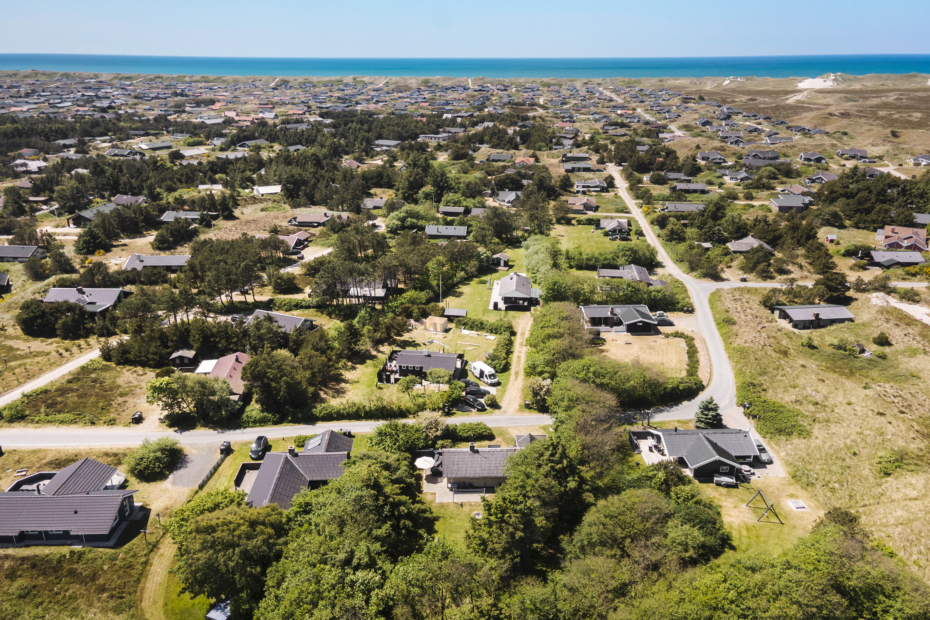 Fremhævet  billede i fuldskærmstilstand. Billede af Bjerregårdsvej 12, Bjerregaard, 6960 Hvide Sande