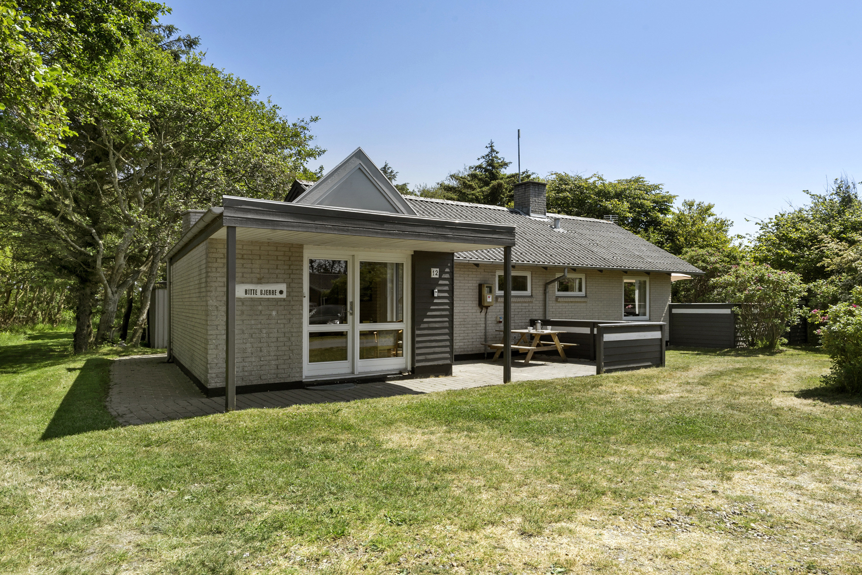Fremhævet  billede i fuldskærmstilstand. Billede af Bjerregårdsvej 12, Bjerregaard, 6960 Hvide Sande