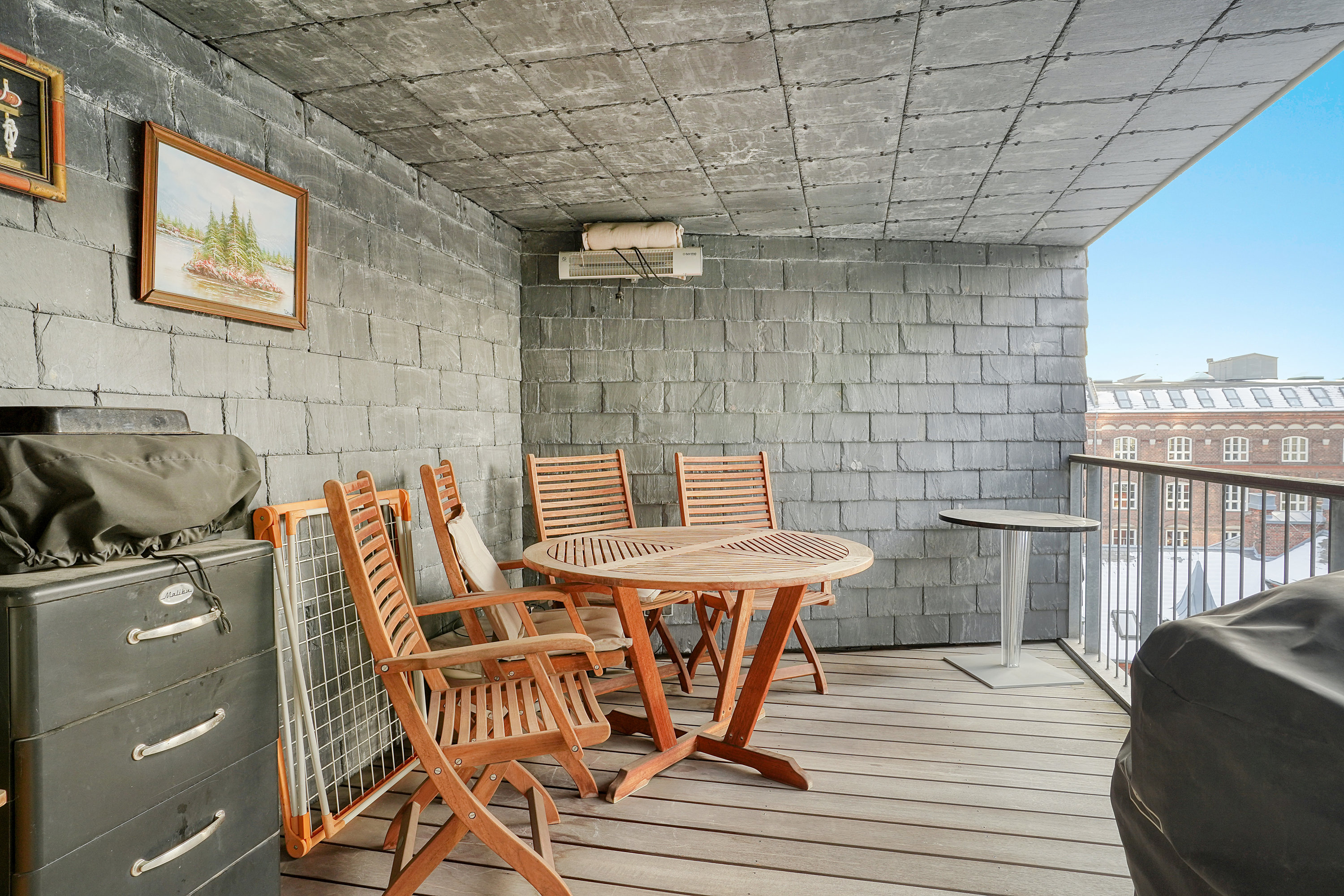 Fremhævet altan billede i fuldskærmstilstand. Billede af Pakhusvej 2, 5. mf., 2100 København Ø