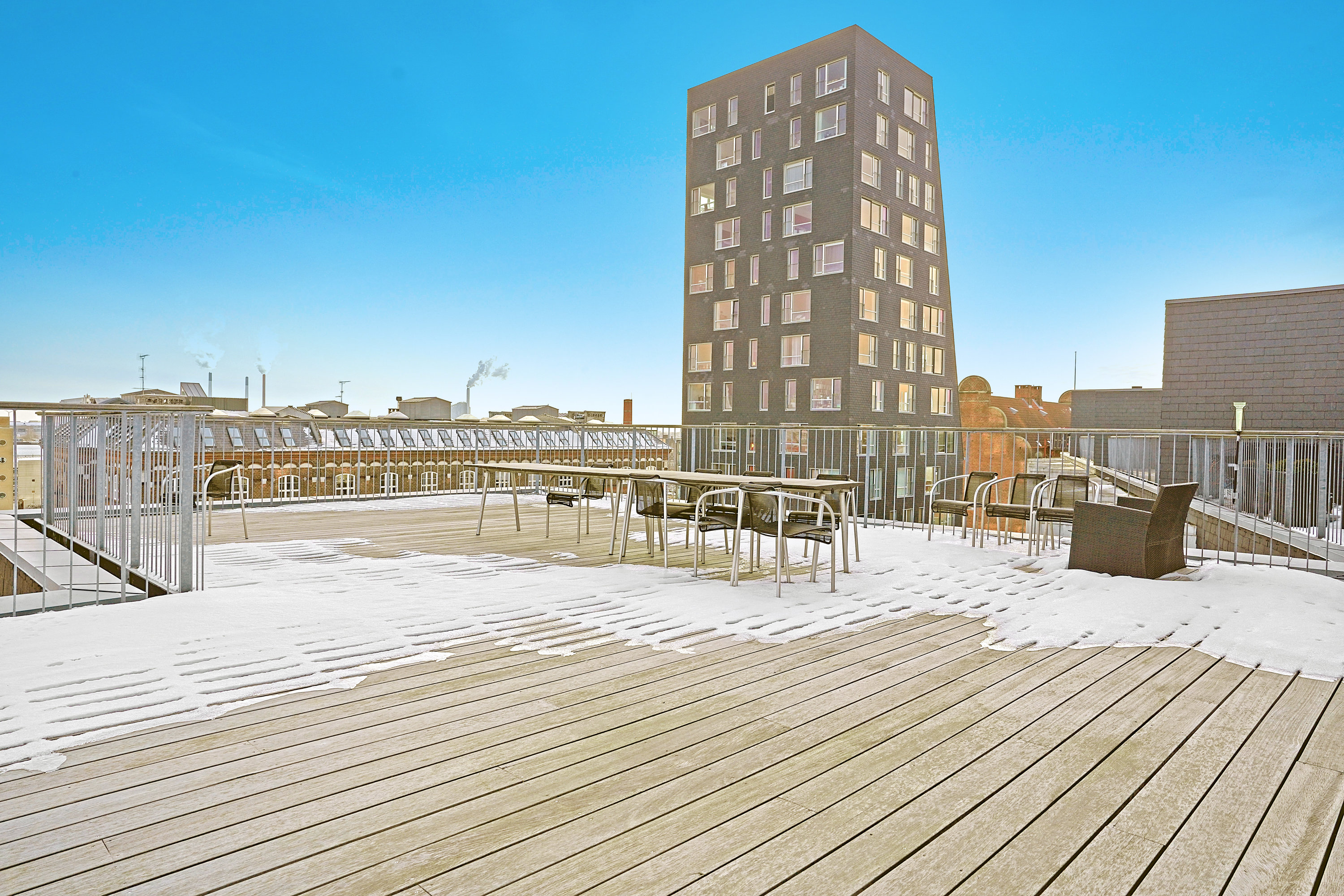 Fremhævet terrasse billede i fuldskærmstilstand. Billede af Pakhusvej 2, 5. mf., 2100 København Ø