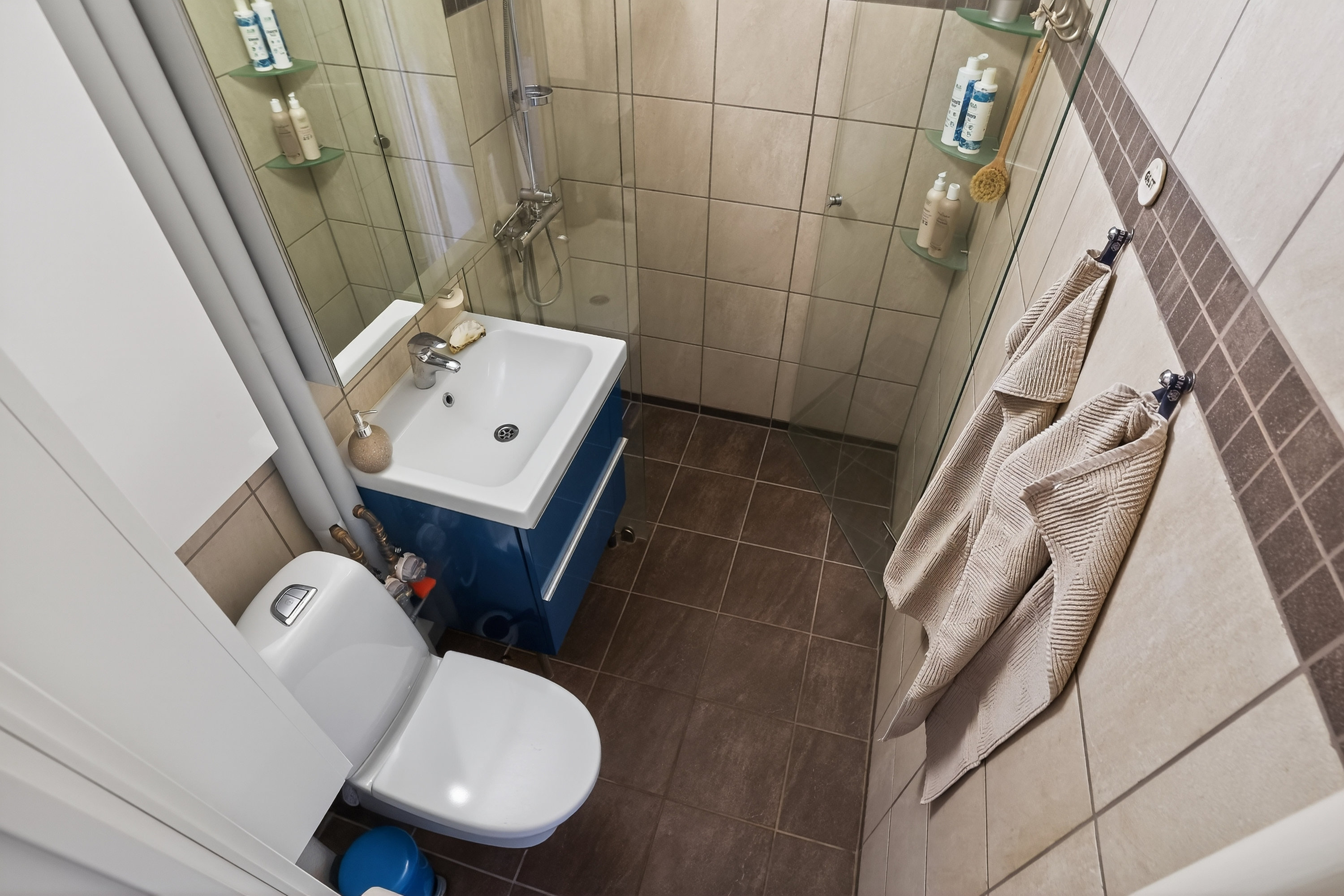 Fremhævet badeværelse billede i fuldskærmstilstand. Billede af Lyshøjgårdsvej 103, st.. 4., 2500 Valby