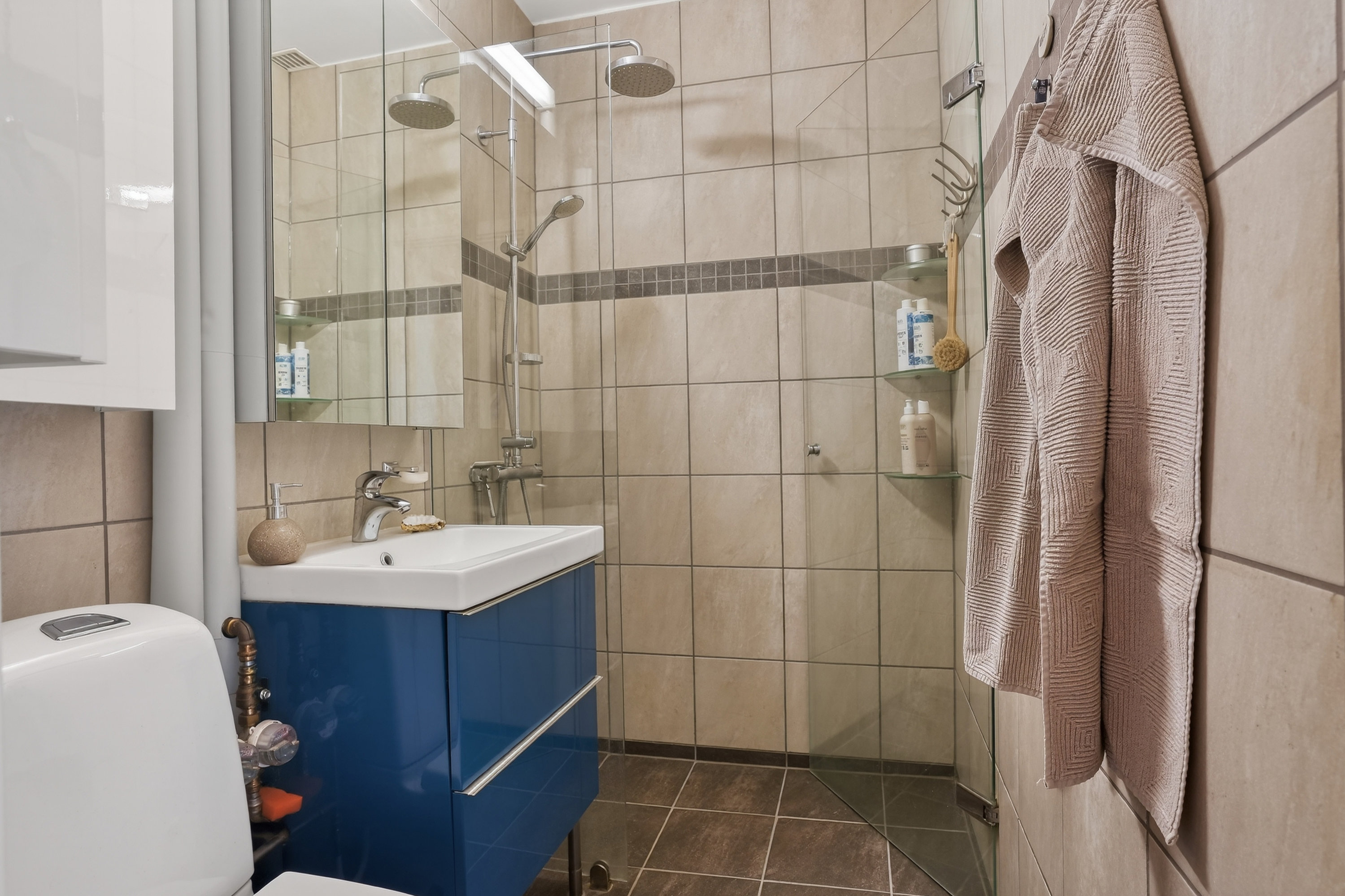 Fremhævet badeværelse billede i fuldskærmstilstand. Billede af Lyshøjgårdsvej 103, st.. 4., 2500 Valby