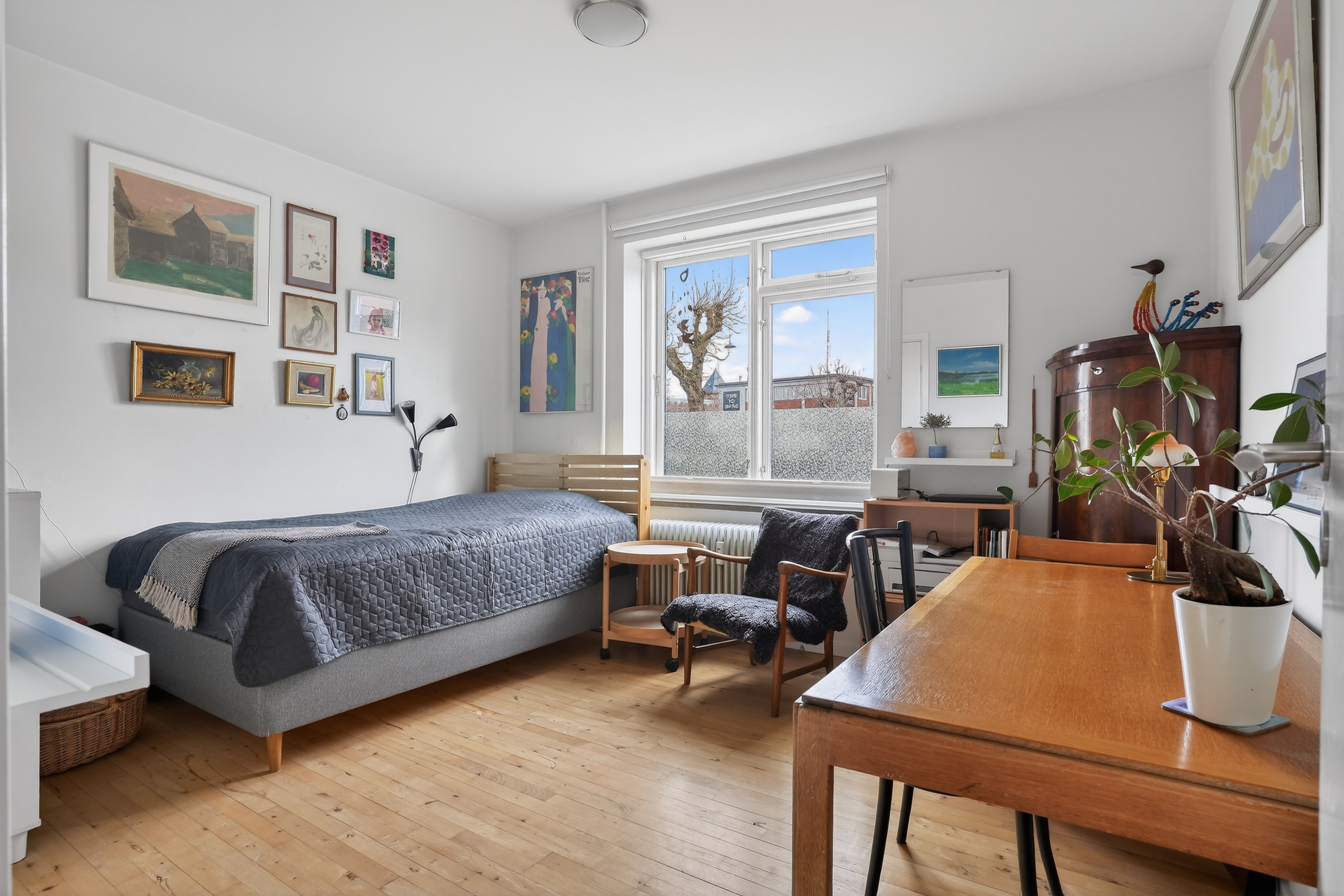 Fremhævet værelse billede i fuldskærmstilstand. Billede af Lyshøjgårdsvej 103, st.. 4., 2500 Valby