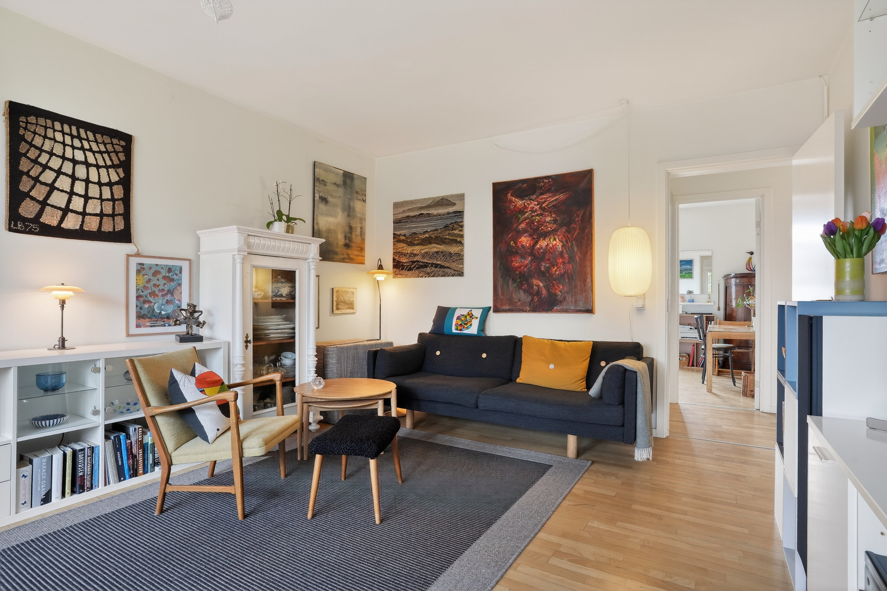 Fremhævet stue billede i fuldskærmstilstand. Billede af Lyshøjgårdsvej 103, st.. 4., 2500 Valby