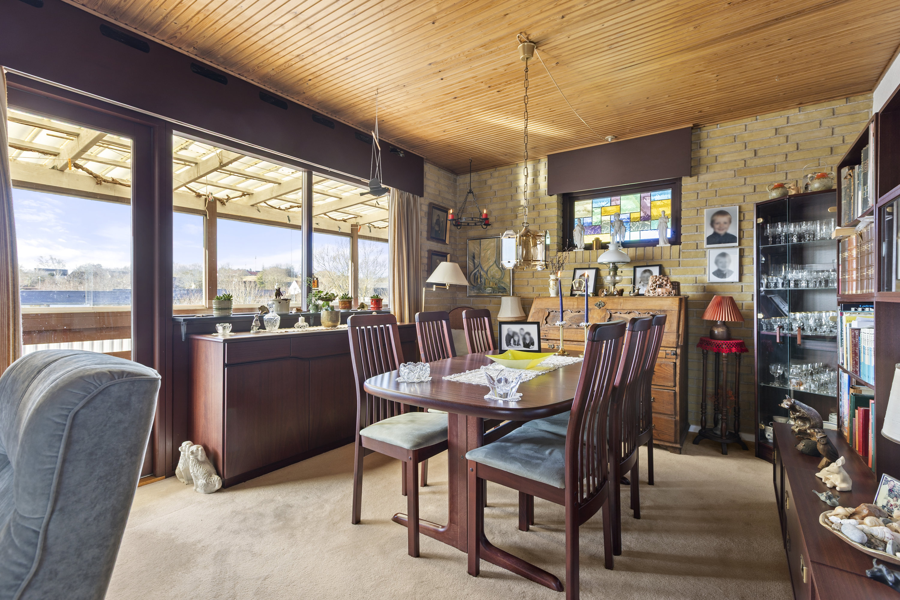 Fremhævet stue billede i fuldskærmstilstand. Billede af Hesselbjergvej 14, 4400 Kalundborg