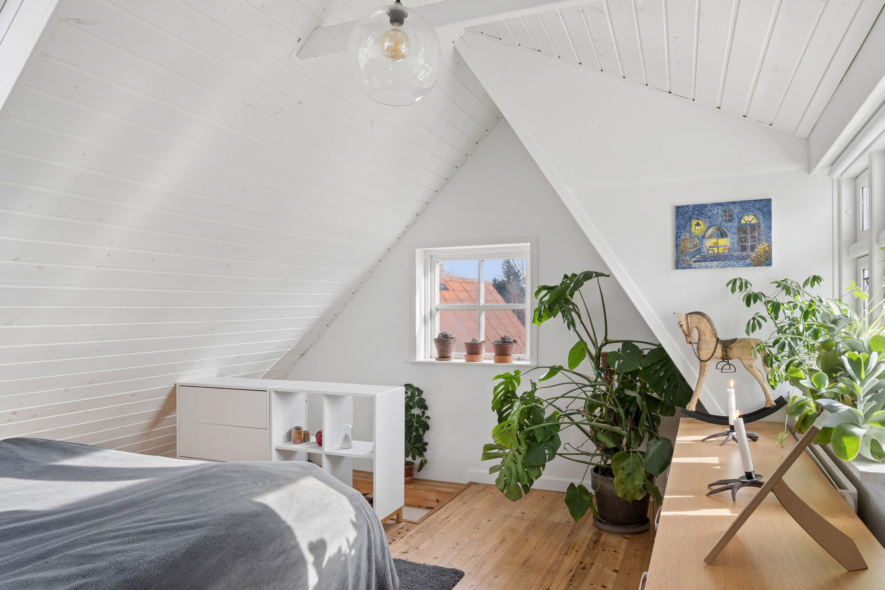 Fremhævet soveværelse billede i fuldskærmstilstand. Billede af Høje Lønholt 12A, Lønholt, 3480 Fredensborg