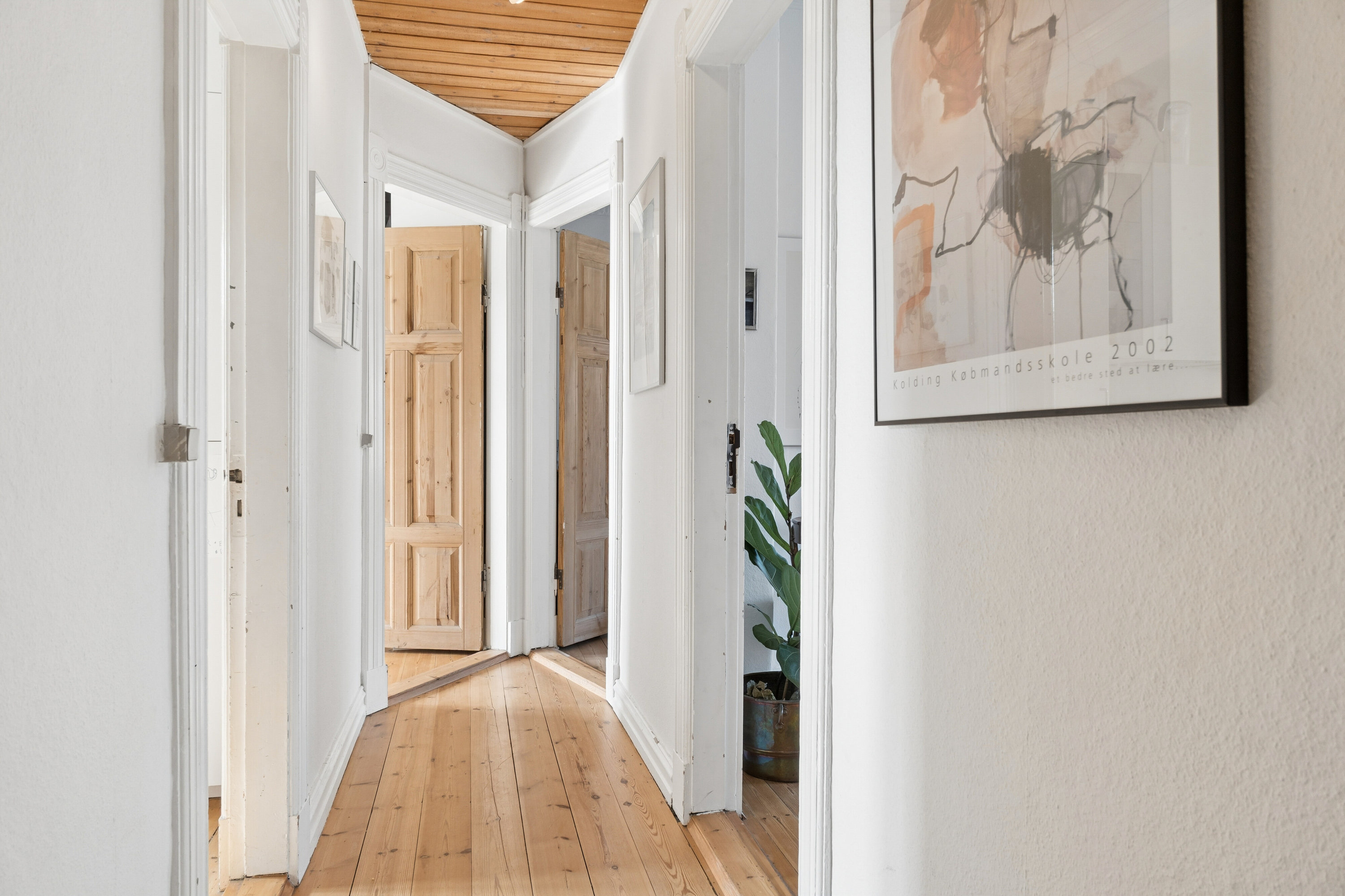 Fremhævet gang billede i fuldskærmstilstand. Billede af Bogensegade 1, 3. th., 8000 Aarhus C