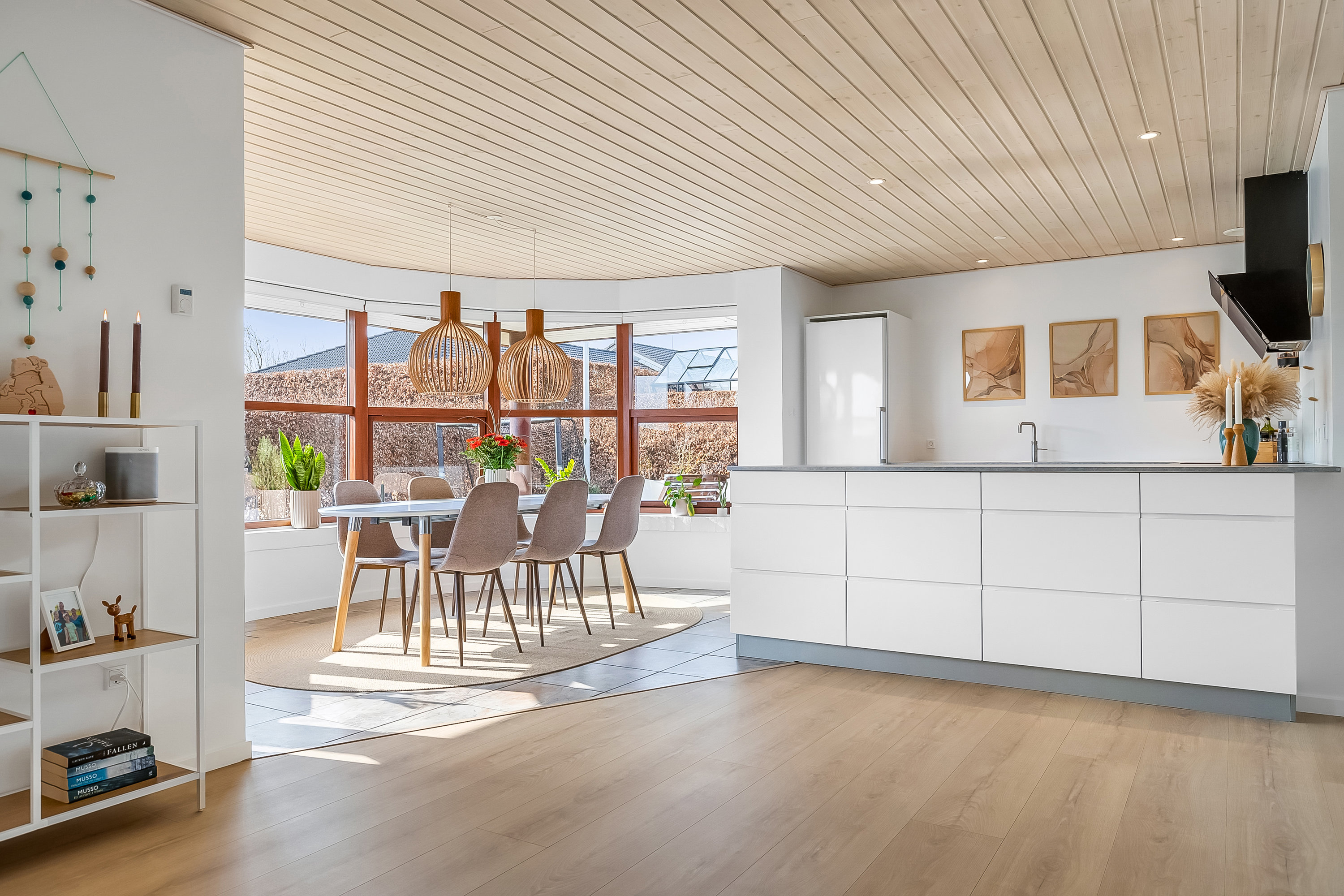 Fremhævet køkken alrum billede i fuldskærmstilstand. Billede af Ådalsparken 22, Vonsild, 6000 Kolding