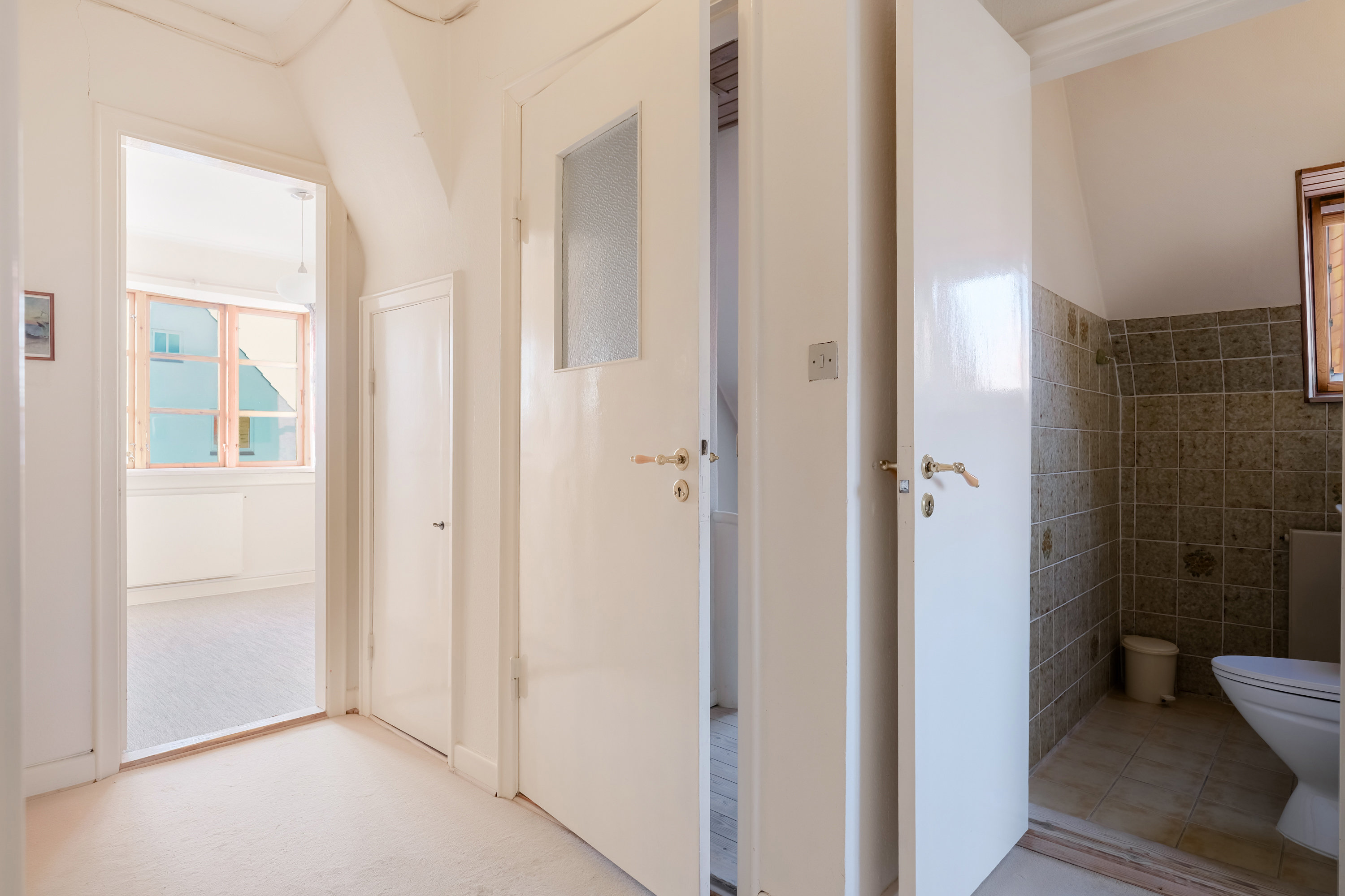 Fremhævet gang billede i fuldskærmstilstand. Billede af Ellingersvej 4, 5230 Odense M