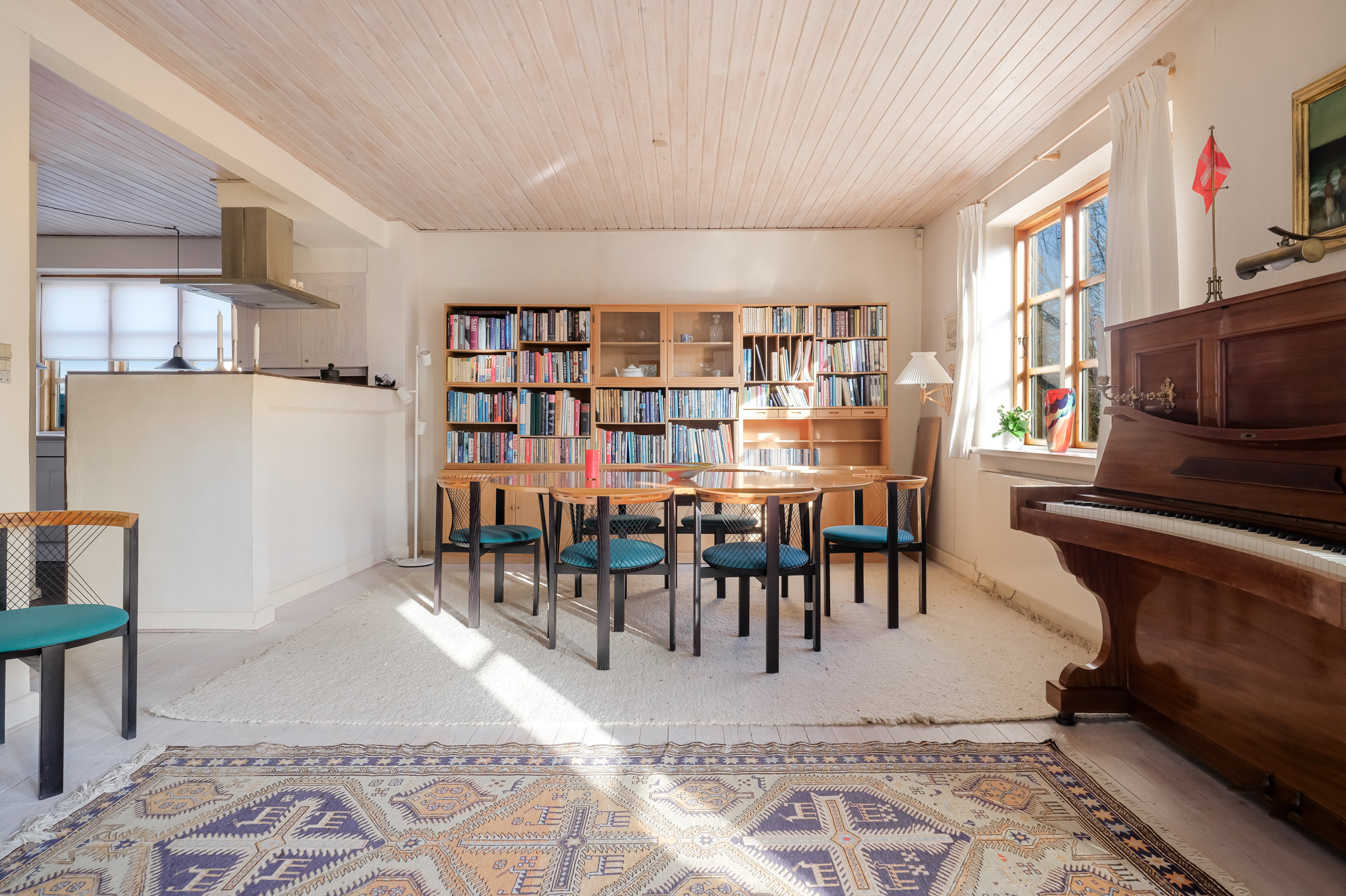 Fremhævet stue billede i fuldskærmstilstand. Billede af Ellingersvej 4, 5230 Odense M