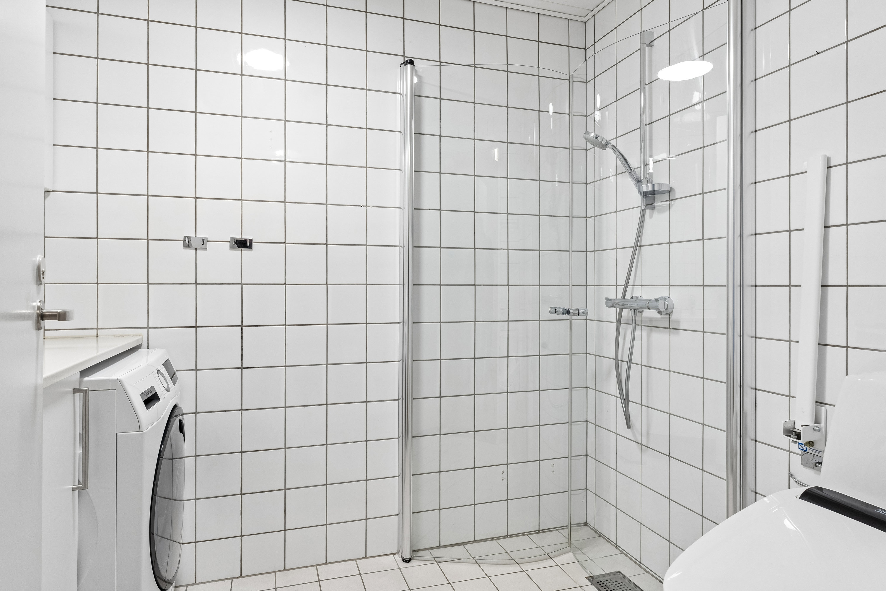 Fremhævet badeværelse billede i fuldskærmstilstand. Billede af Skovparken 2A, st.., 9000 Aalborg