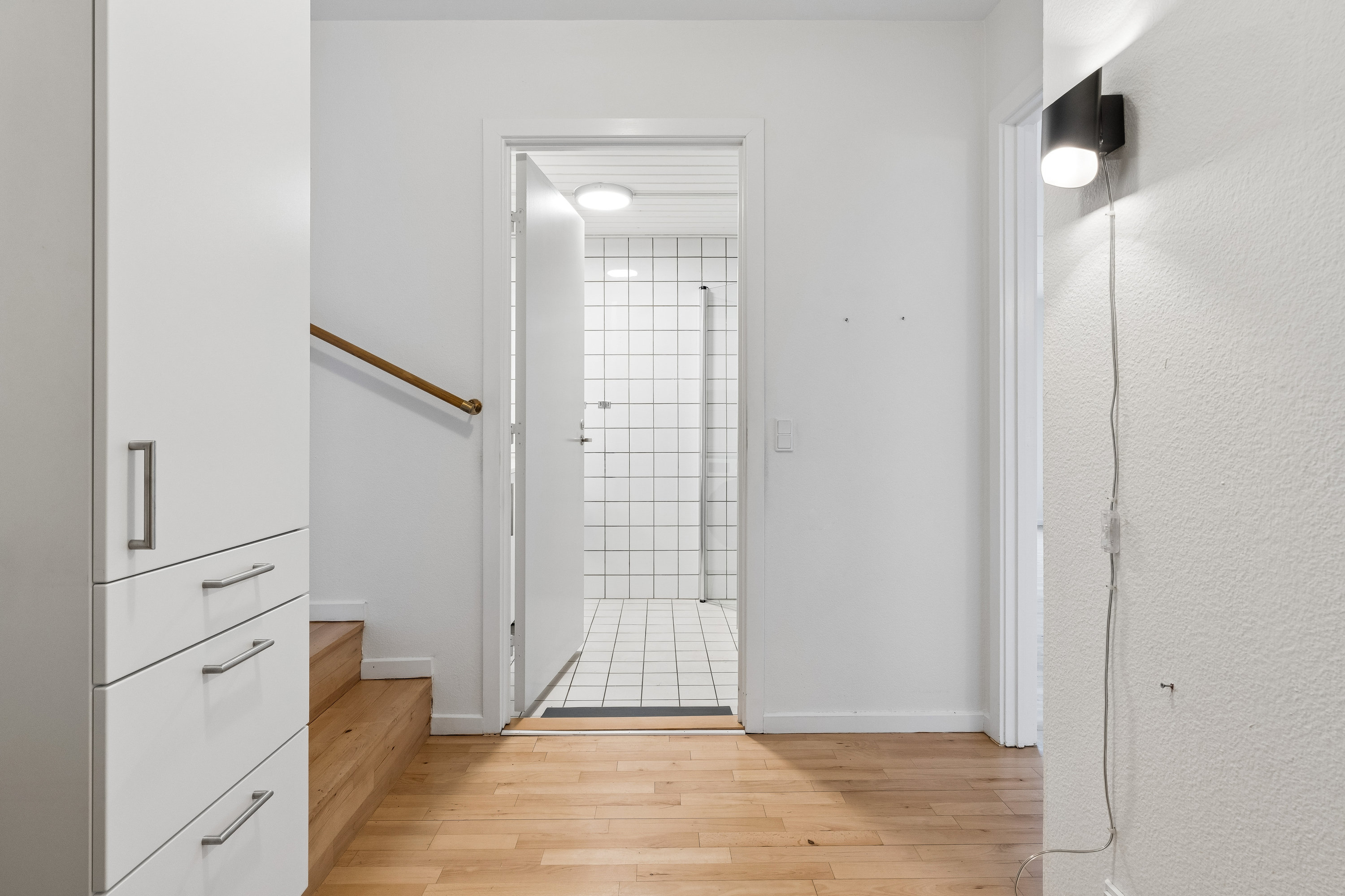 Fremhævet gang billede i fuldskærmstilstand. Billede af Skovparken 2A, st.., 9000 Aalborg