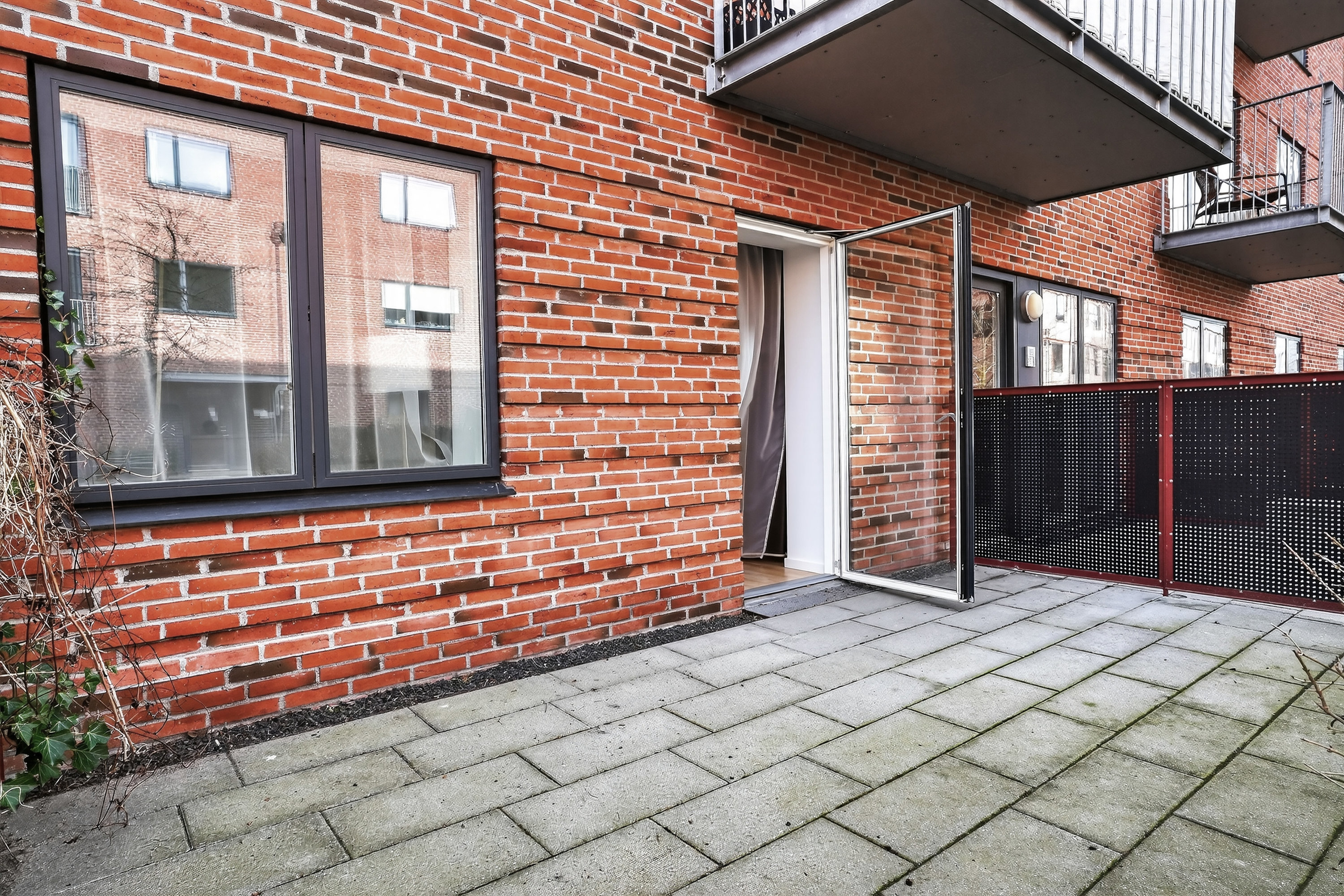 Fremhævet terrasse billede i fuldskærmstilstand. Billede af Tove Maës Vej 4, st.. tv., 2500 Valby