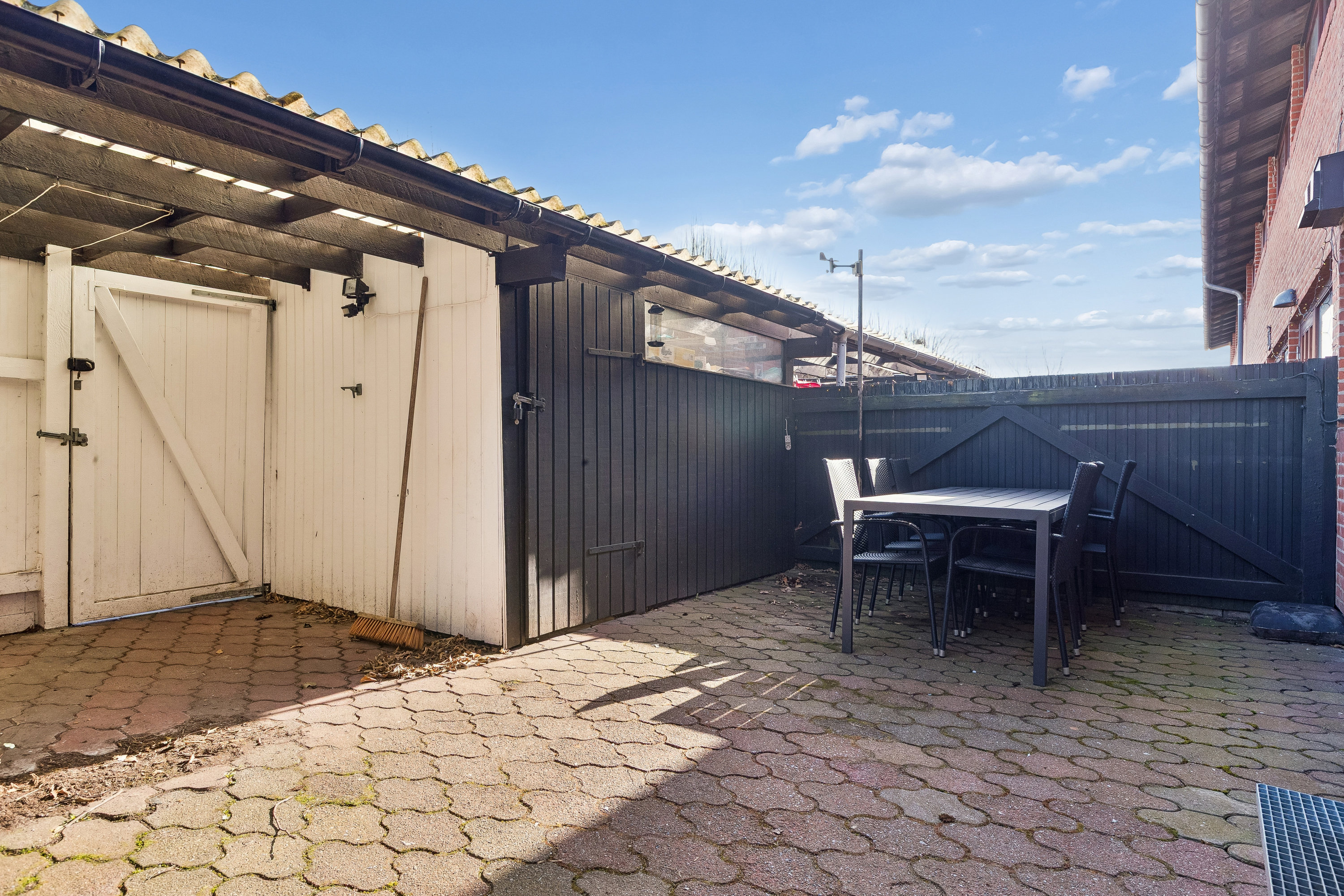 Miniaturebillede 1: terrasse. Billede af Sankt Mikkels Alle 47, 2630 Taastrup