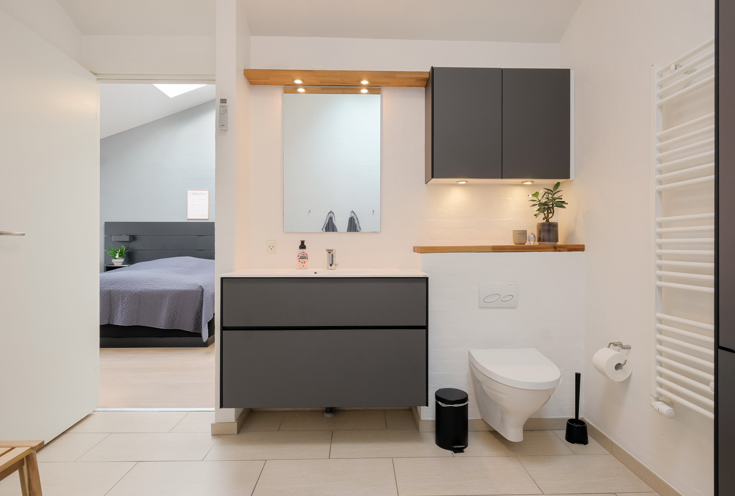 Fremhævet badeværelse billede i fuldskærmstilstand. Billede af Rømøvænget 135, 5500 Middelfart