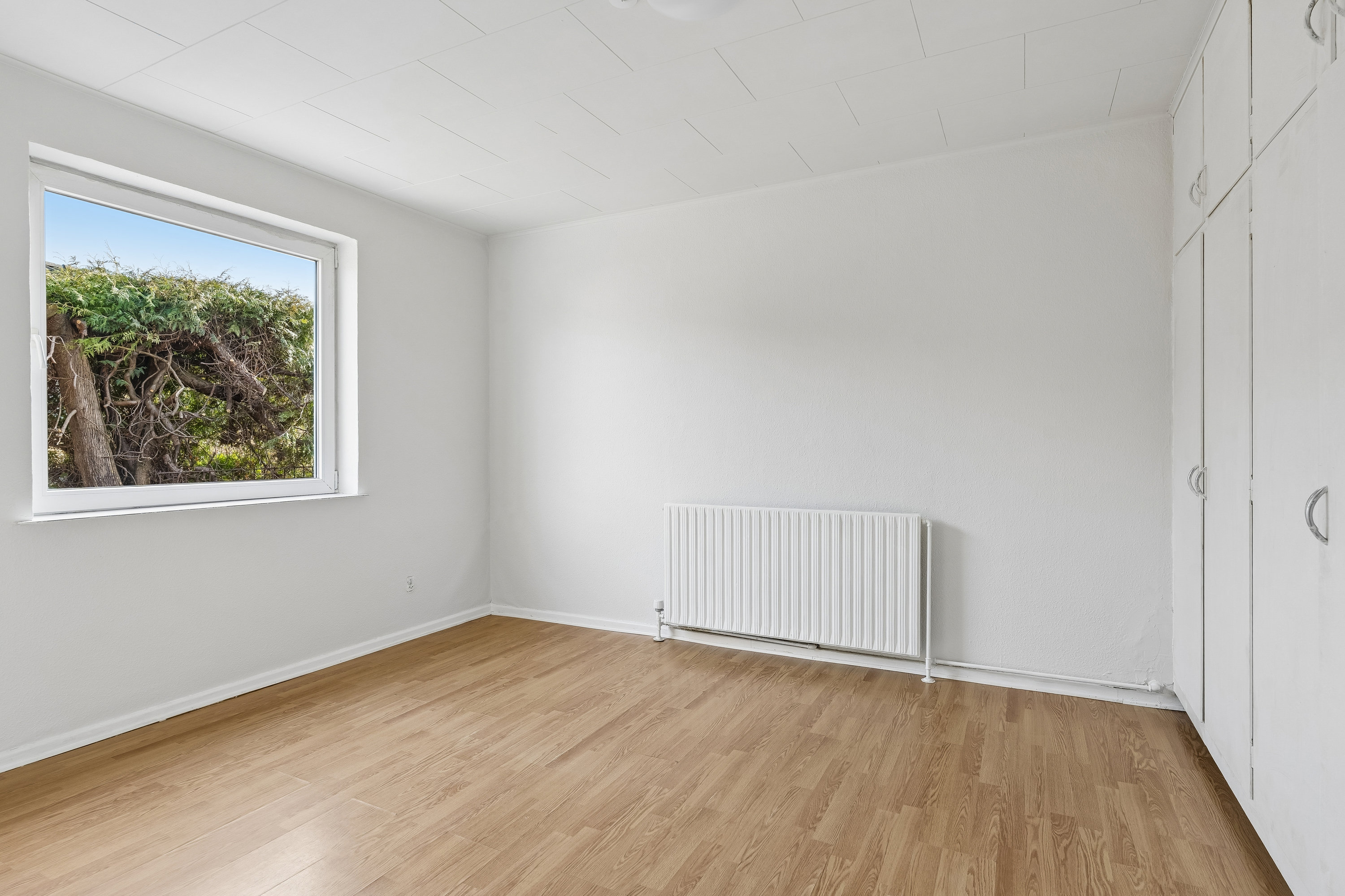 Fremhævet soveværelse billede i fuldskærmstilstand. Billede af Toftevænget 1F, 8723 Løsning